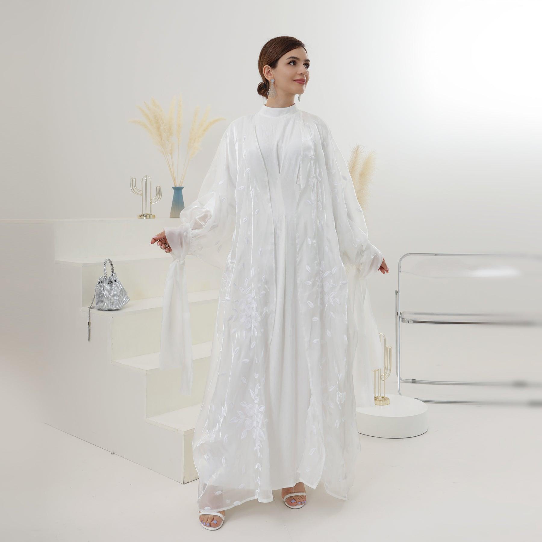 White Open Abaya with Leaf Embroidery | Eolante Clothing