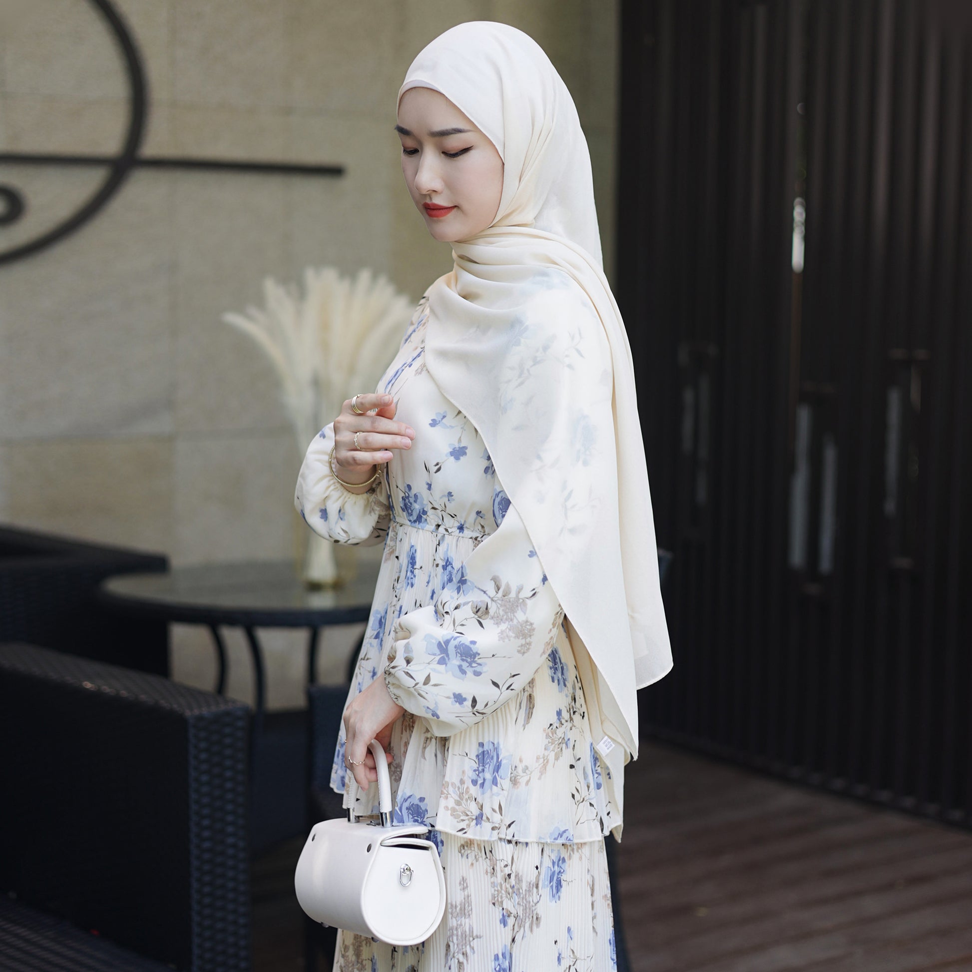 Maxi Dress in Chiffon White | Eolante Clothing 