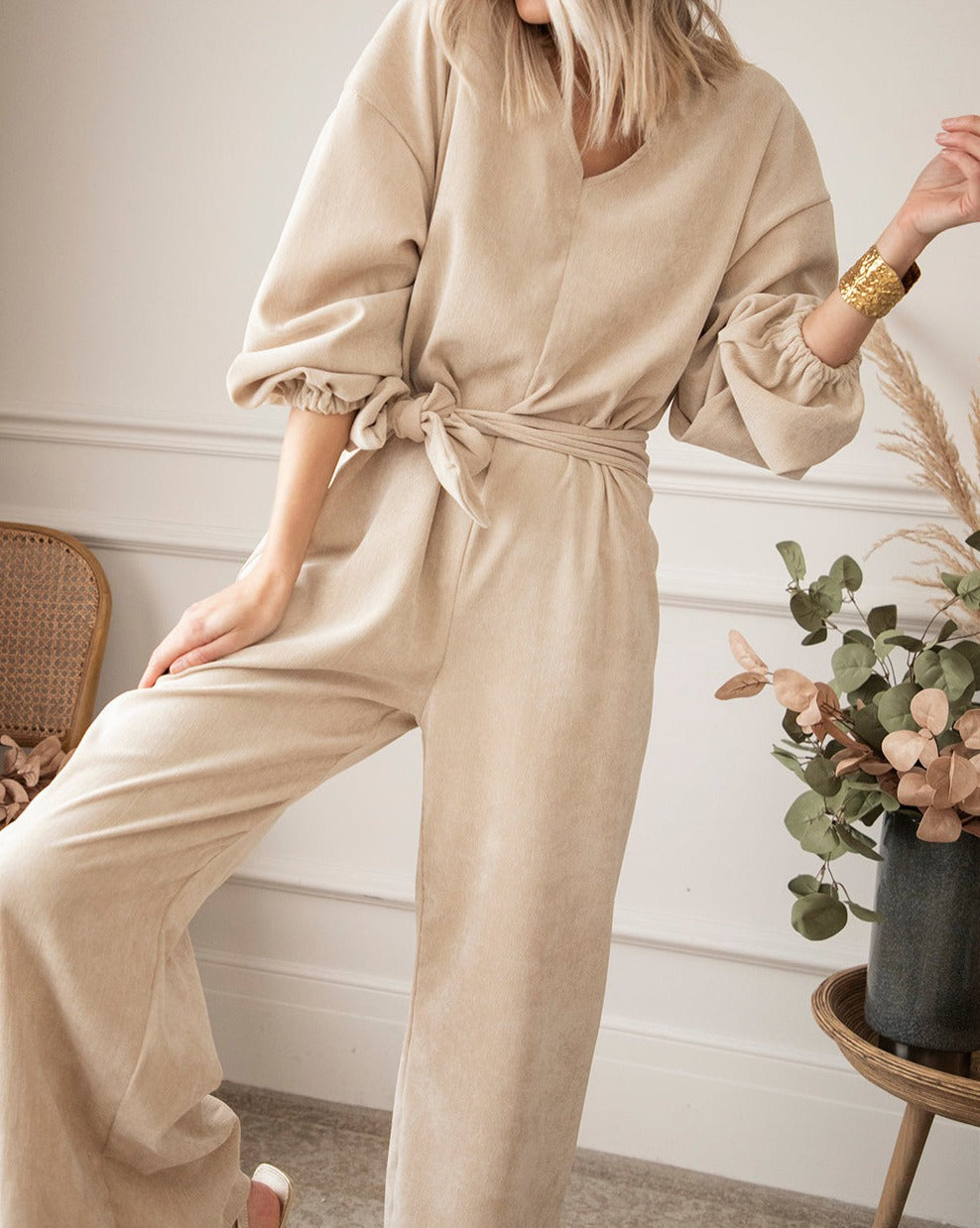 Keyhole Back Loose Jumpsuit - Eolante Clothing