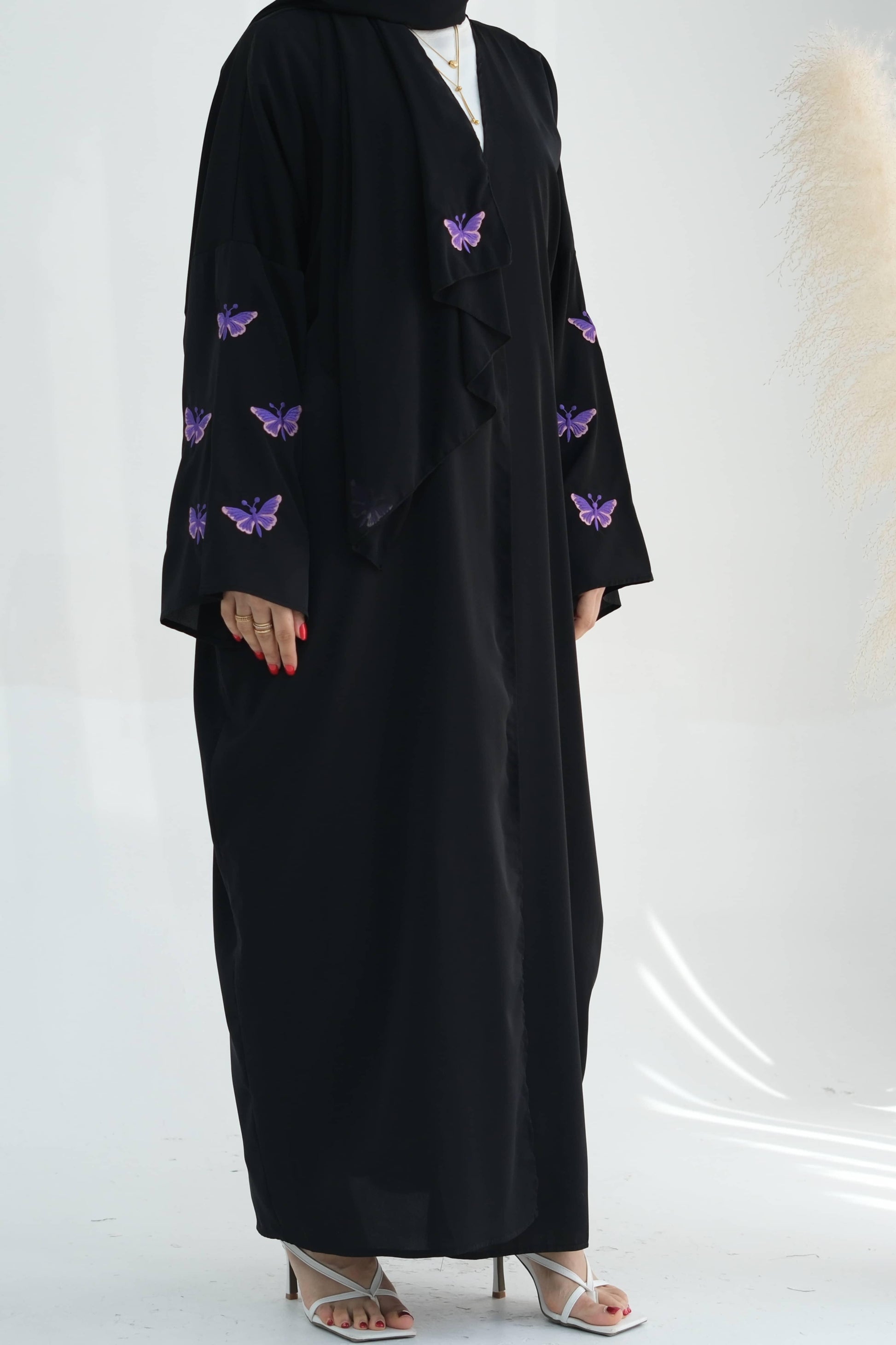 Embroidered Open Abaya with Butterfly | Eolante Clothing 