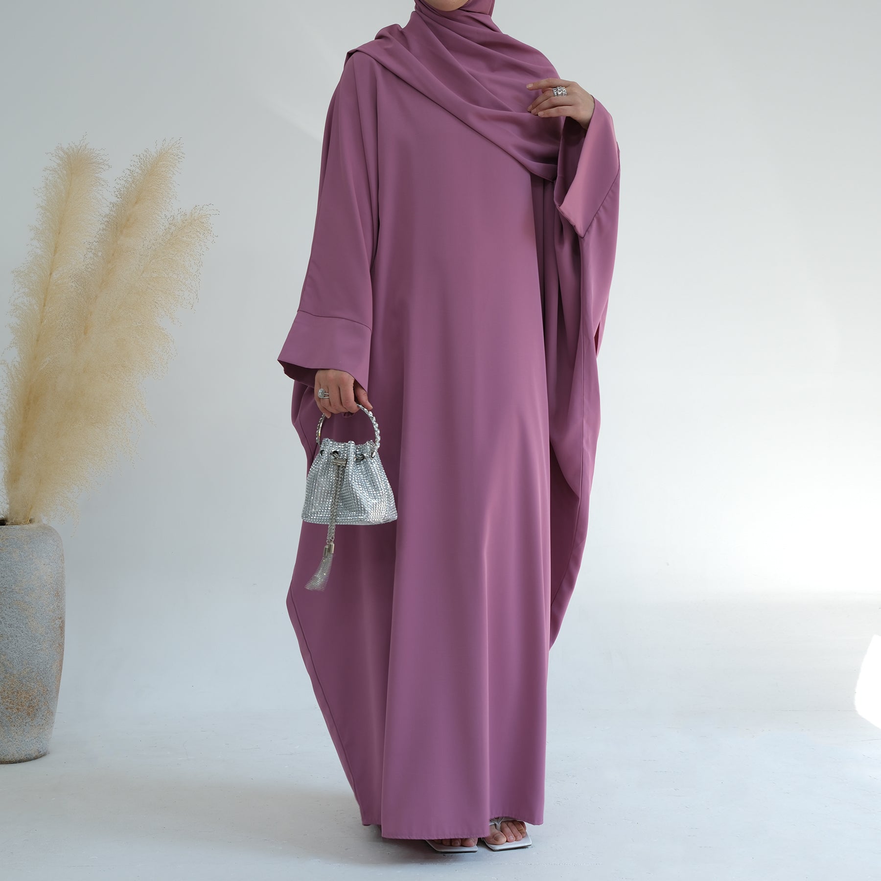 Batwing Sleeve Maxi Abaya in Lotus Purple | Eolante Clothing 