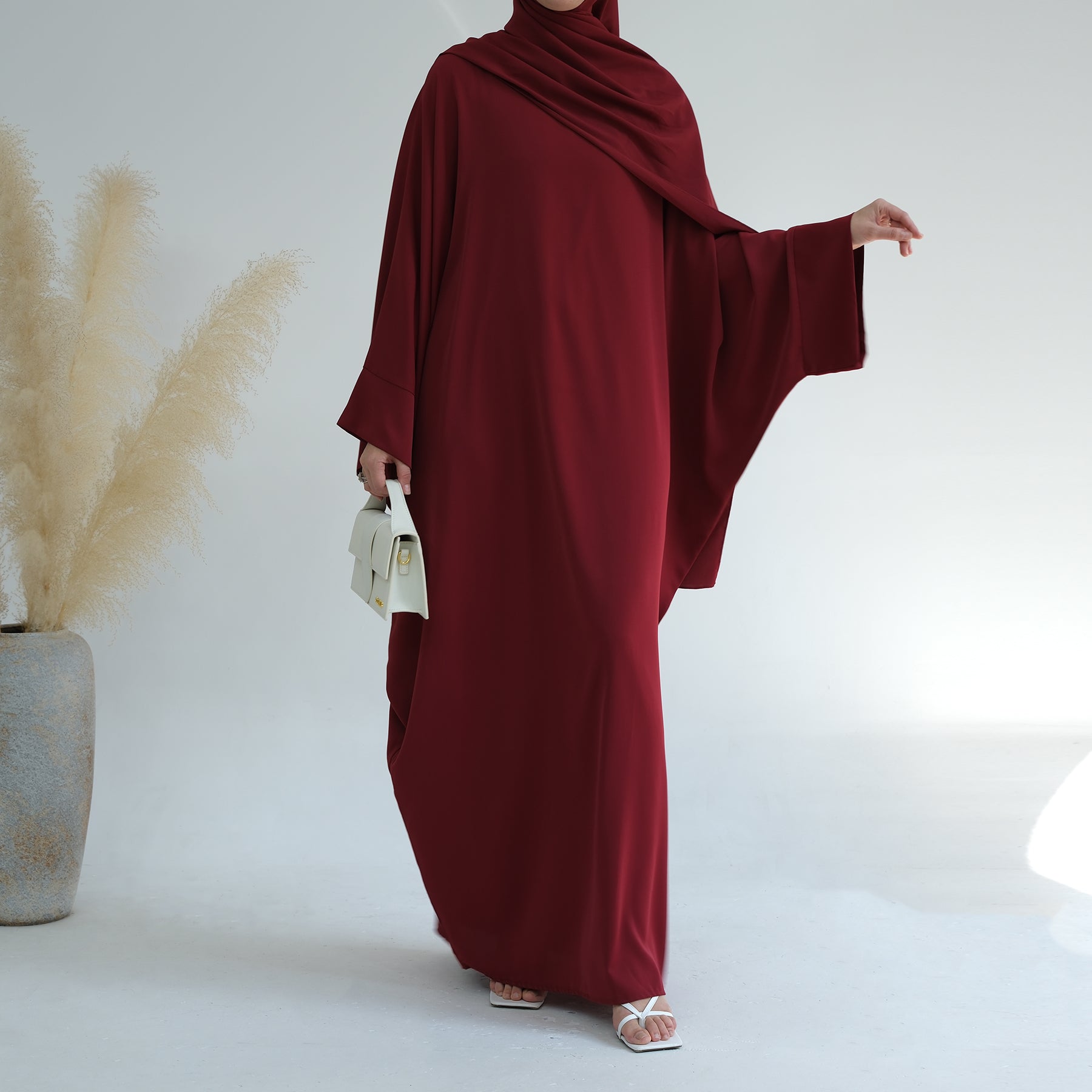 Wine Red Batswing Sleeve Abaya Dress | Eolante Clothing 