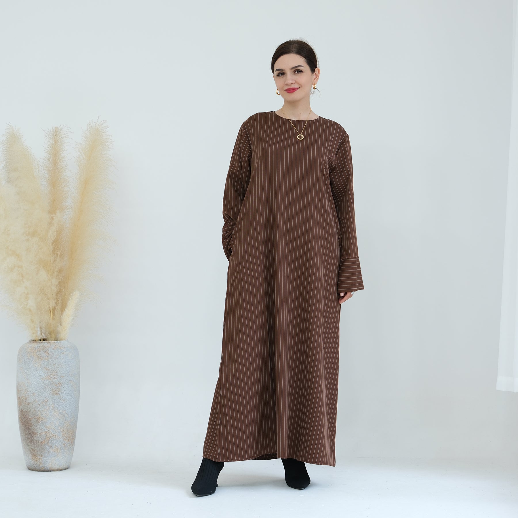 Maxi Abaya Dress in Brown | Eolante Clothing 