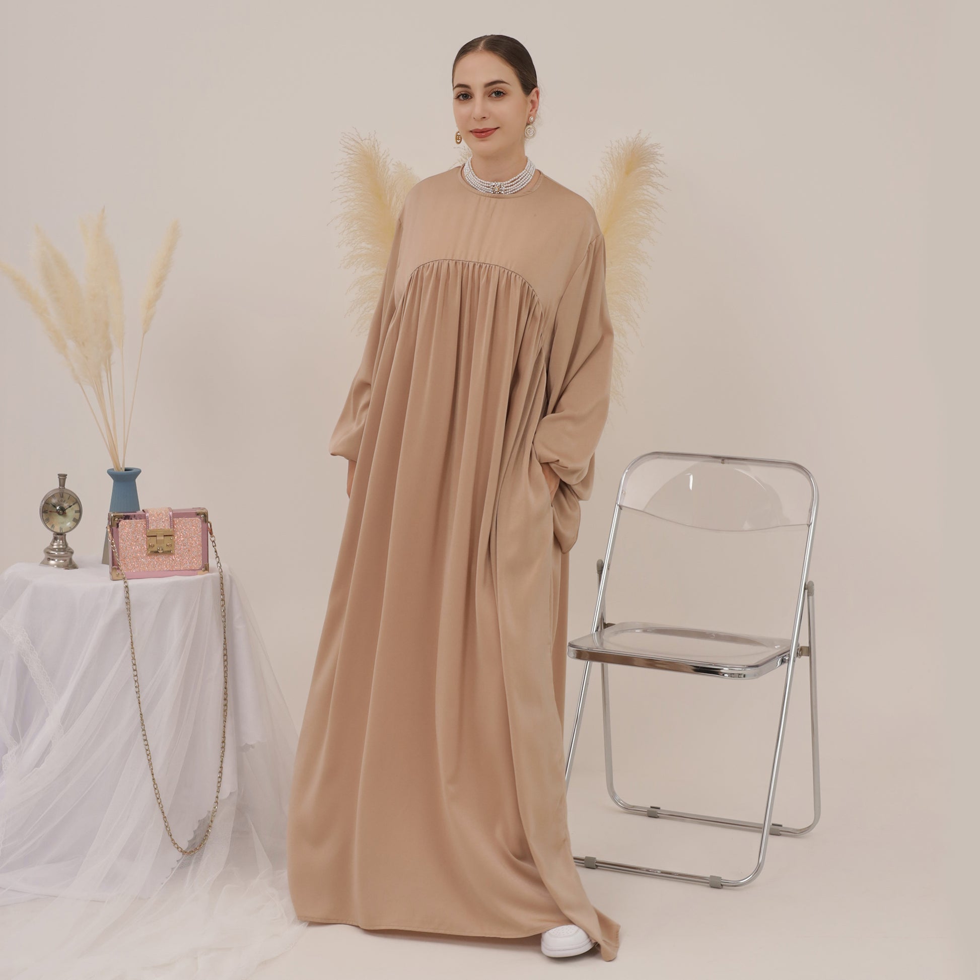 Loose Abaya Dress in Champagne | Eolante Clothing 