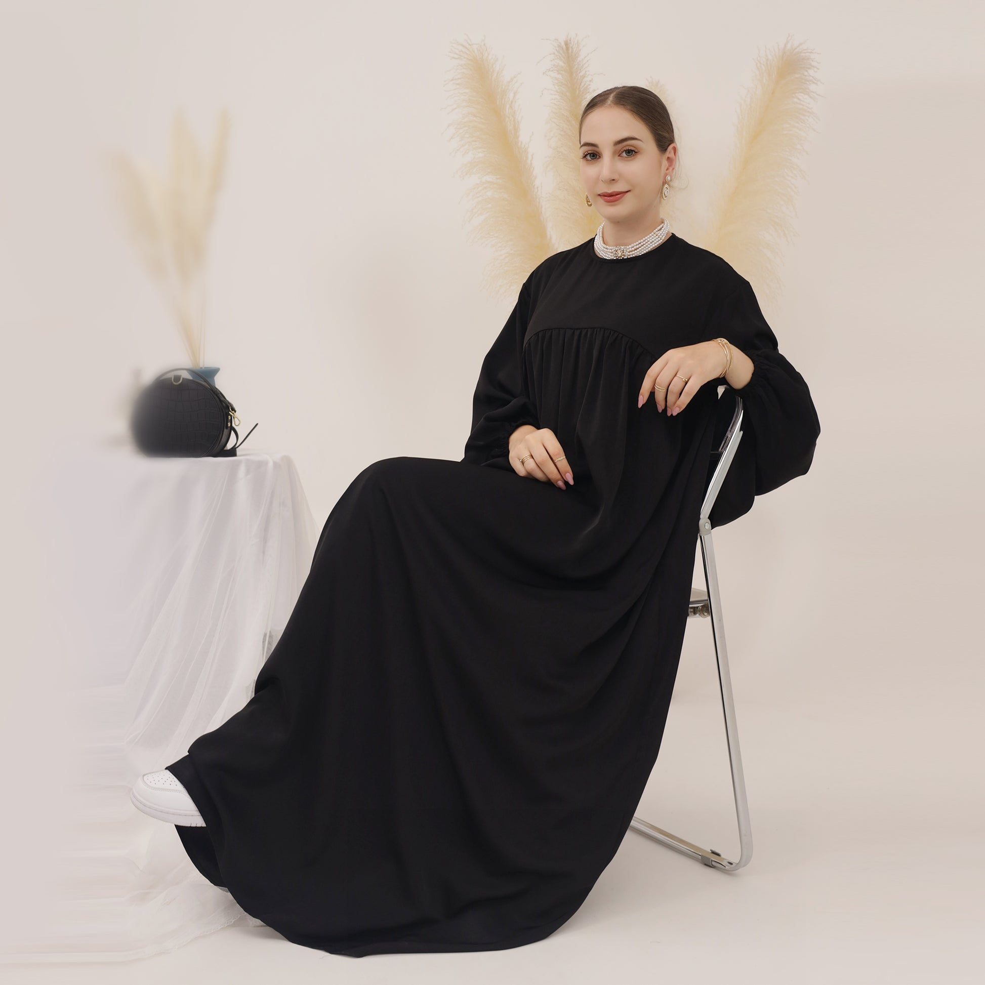 Oversized Black Abaya Dress | Eolante Clothing 