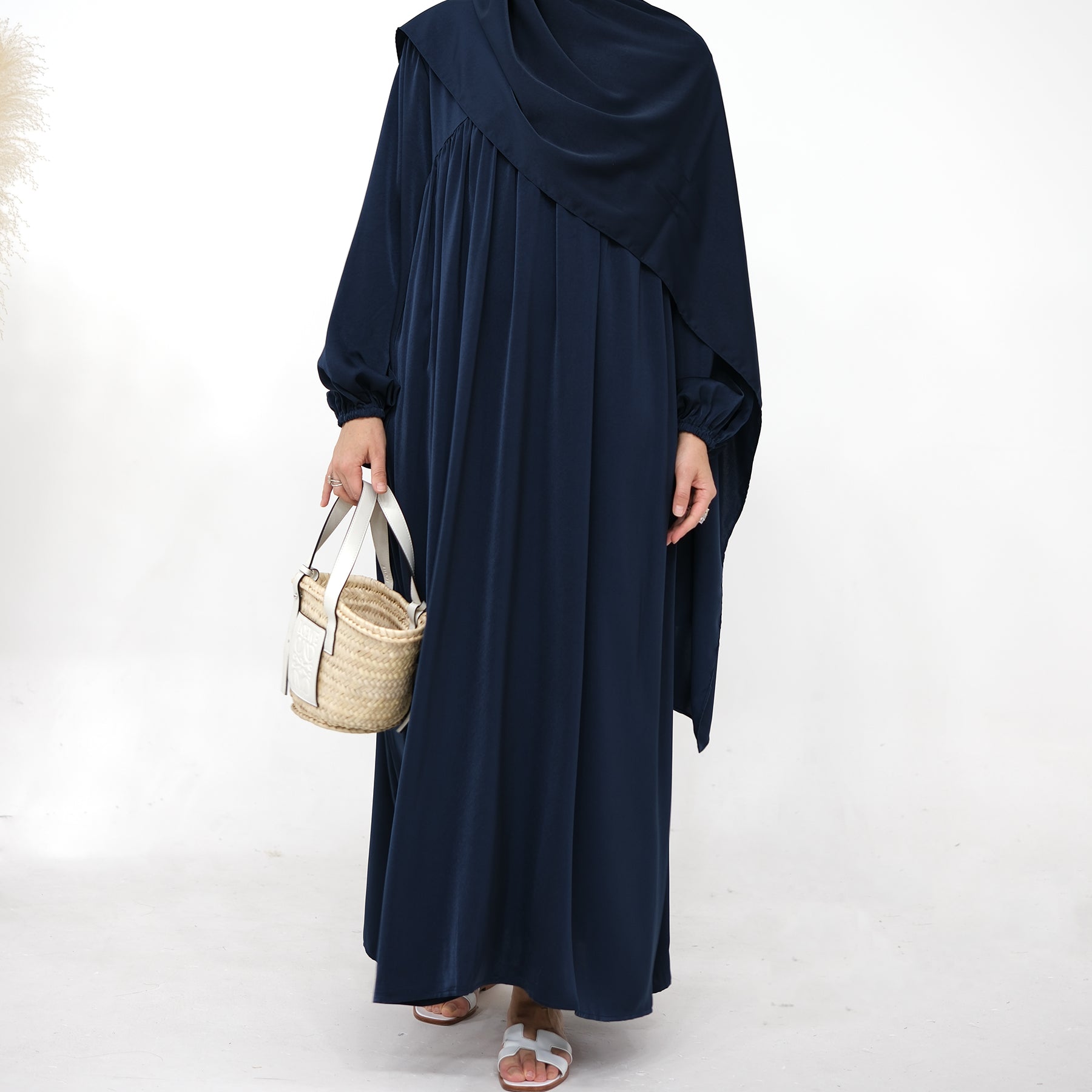 Oversized Abaya Dress in Navy | Eolante Clothing 