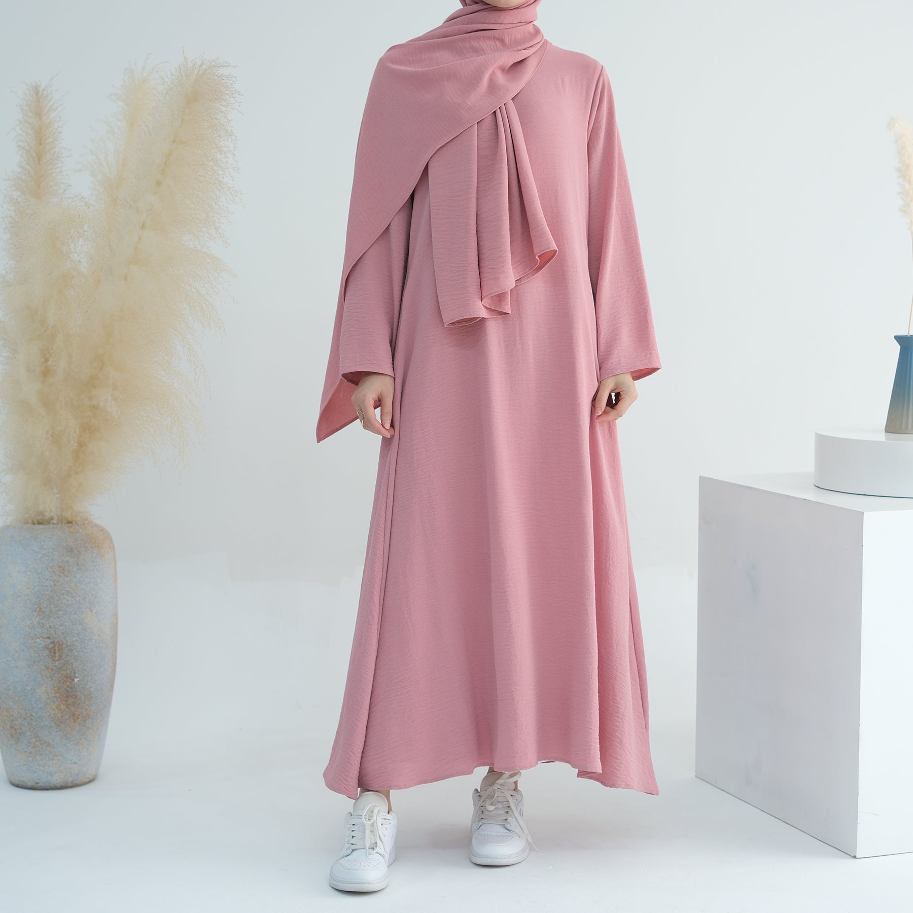 Petal Pink Abaya Inner Dress | Eolante Clothing 