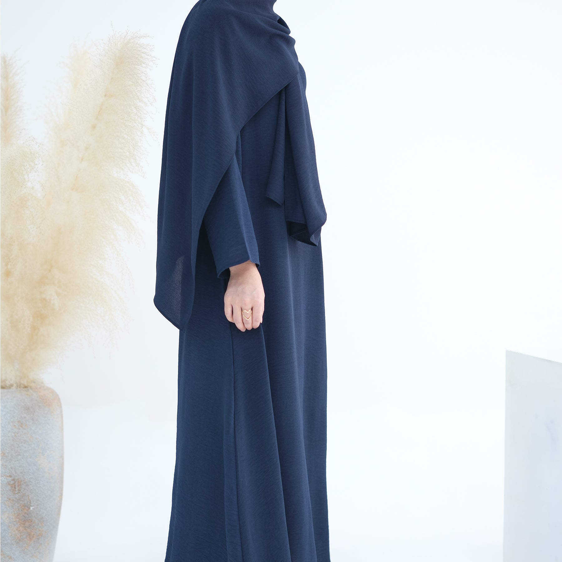 Flowy Inner Dress for Abaya in Navy | Eolante Clothing 