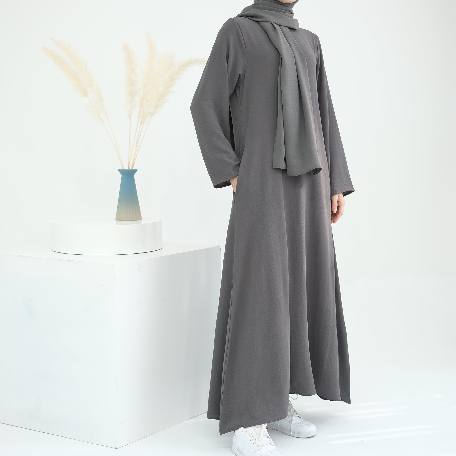 Abaya Inner Dress in Gray | Eolante Clothing 