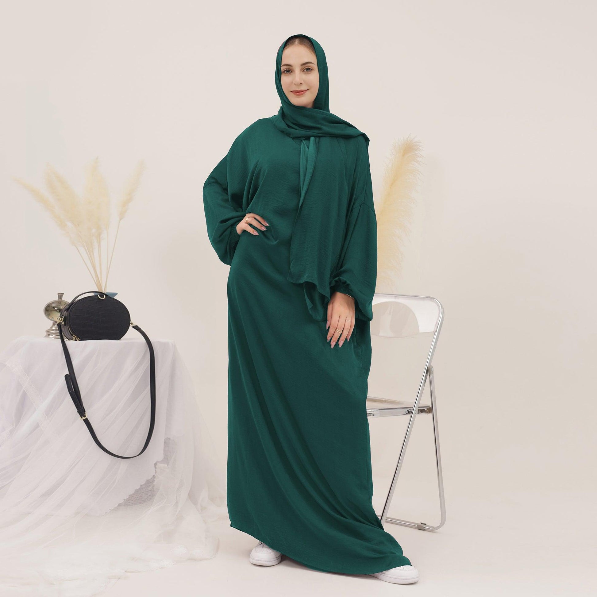 Oversized Casual Abaya in Dark Green | Eolante Clothing 