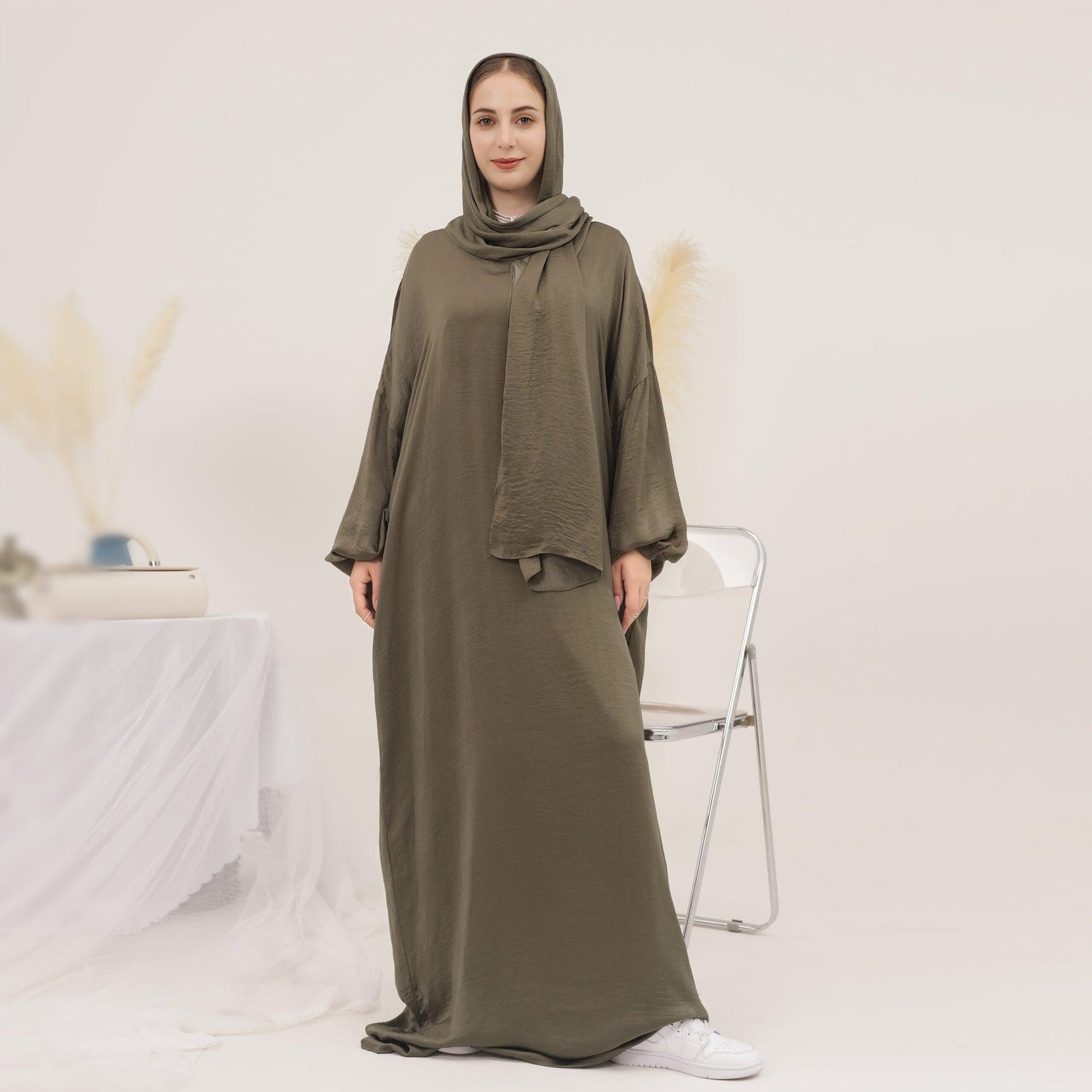 Abaya Dress & Headscarf in Army Green | Eolante Clothing 