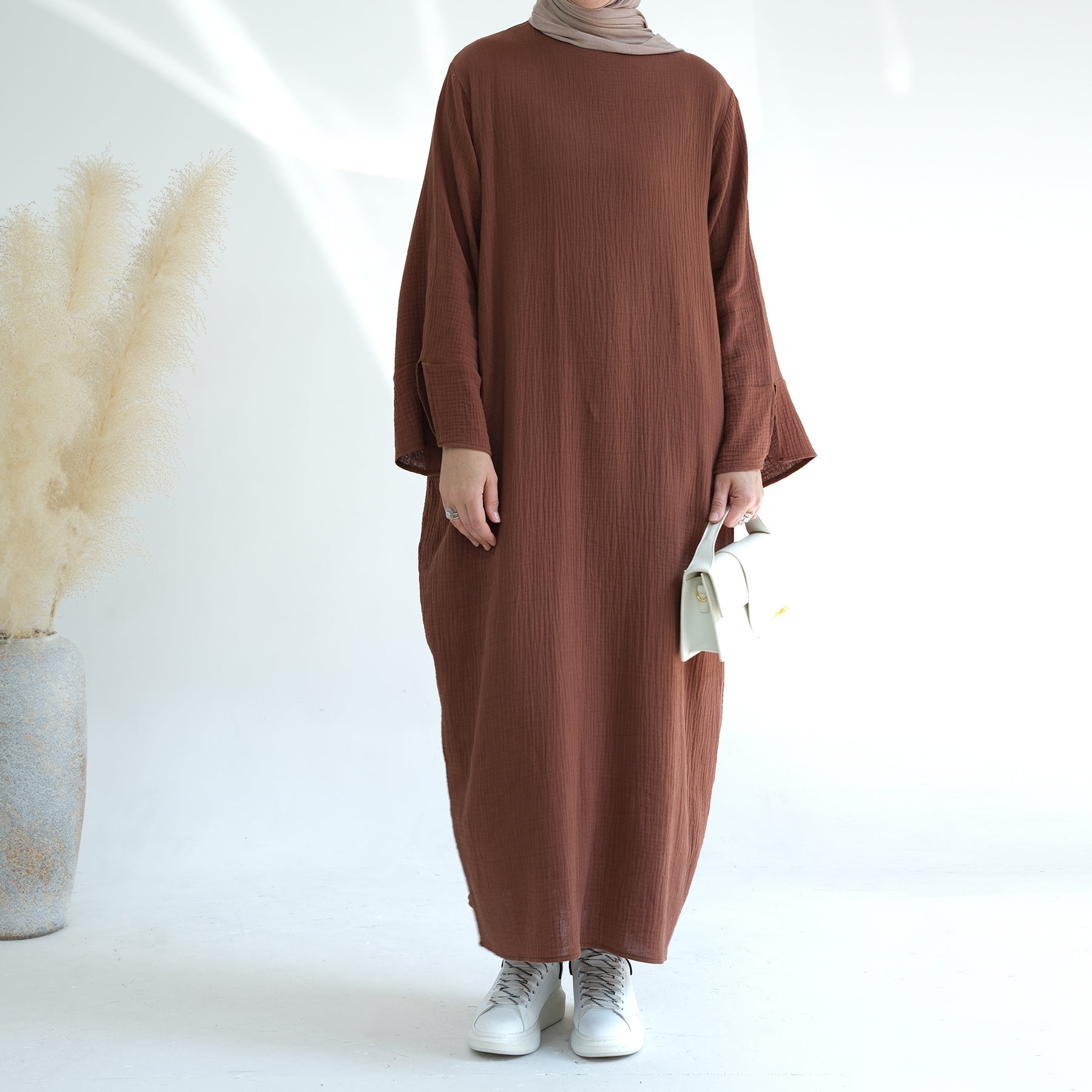 Casual Crinkled Abaya Dress in Coffee | Eolante Clothing 