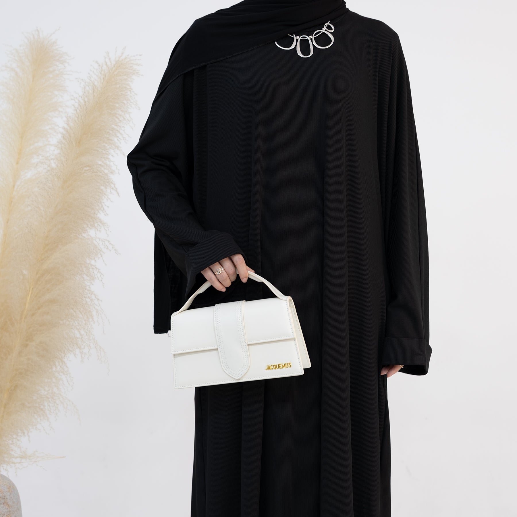 Black Knitted Texture in Abaya Dress | Eolante Clothing 