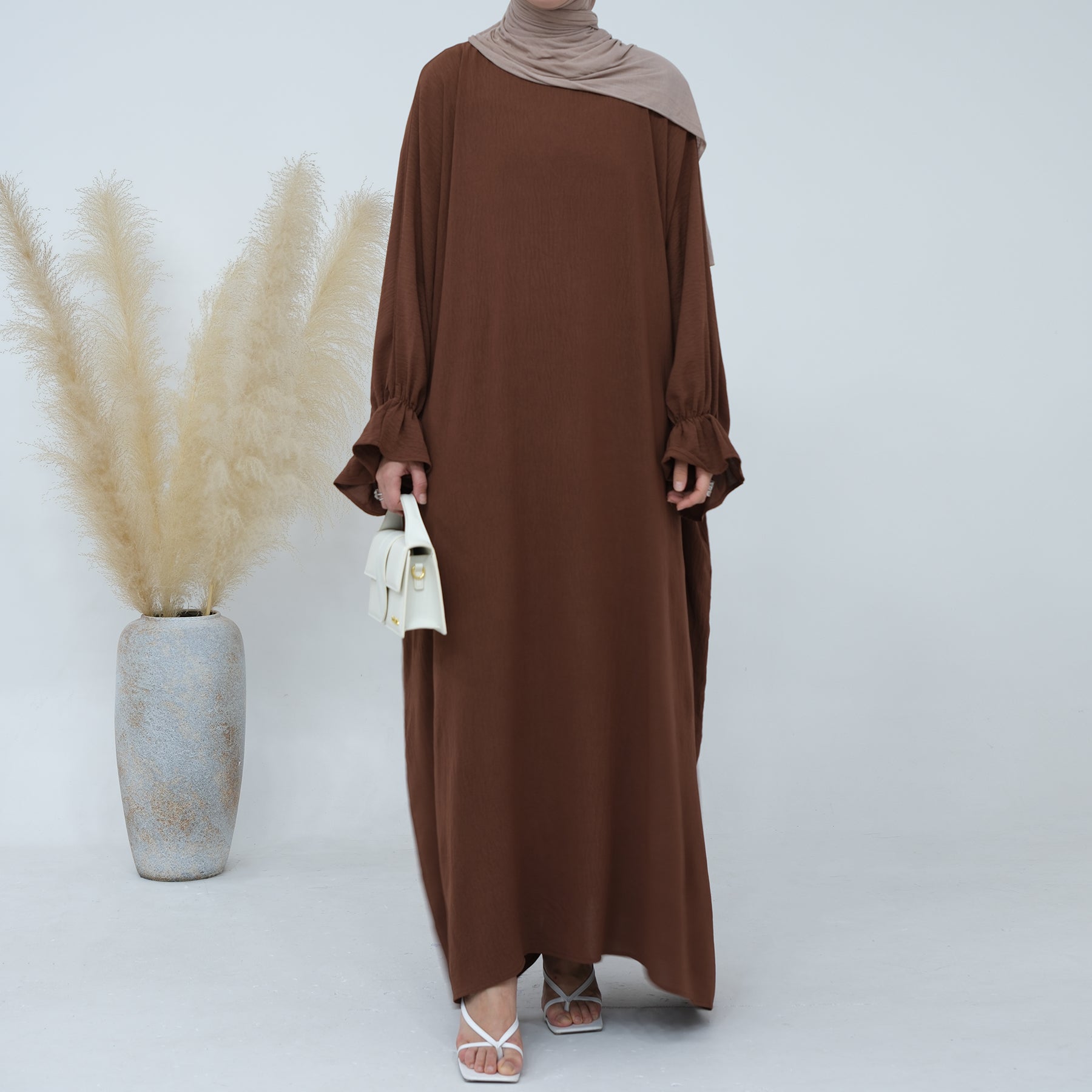 Maxi Dress in Coffee Cinched Abaya | Eolante Clothing 