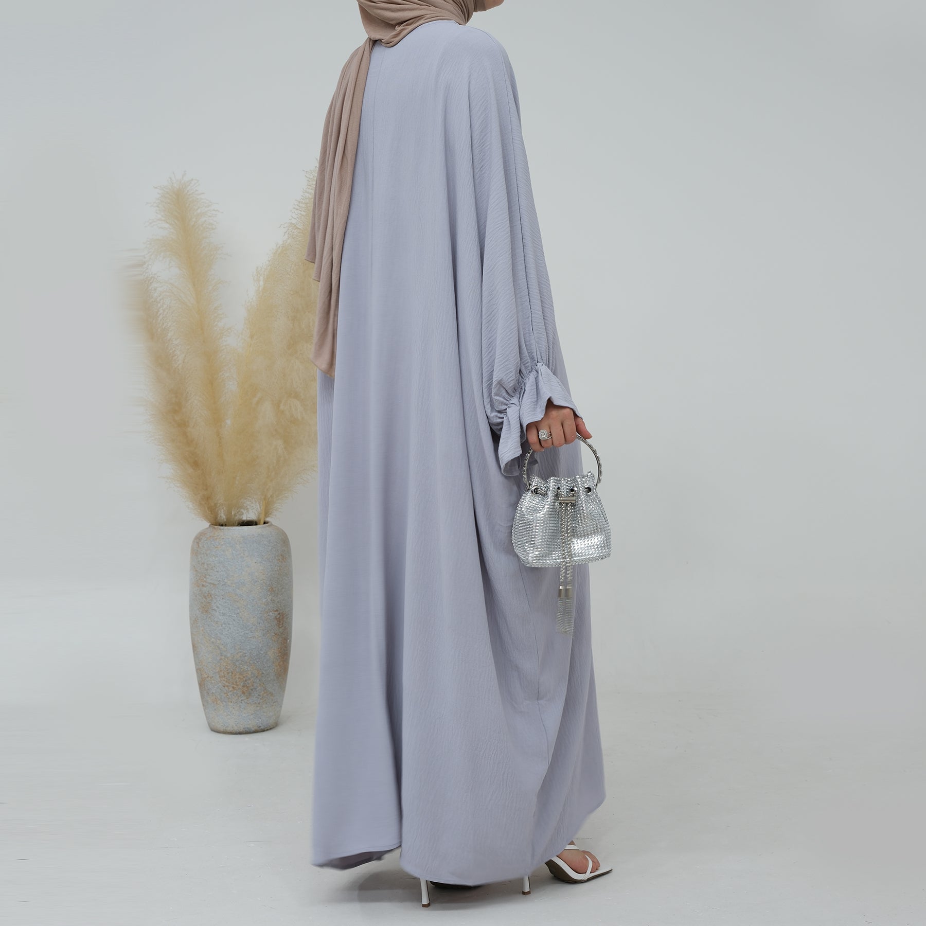 Maxi Abaya with Cinched Sleeves | Eolante Clothing 