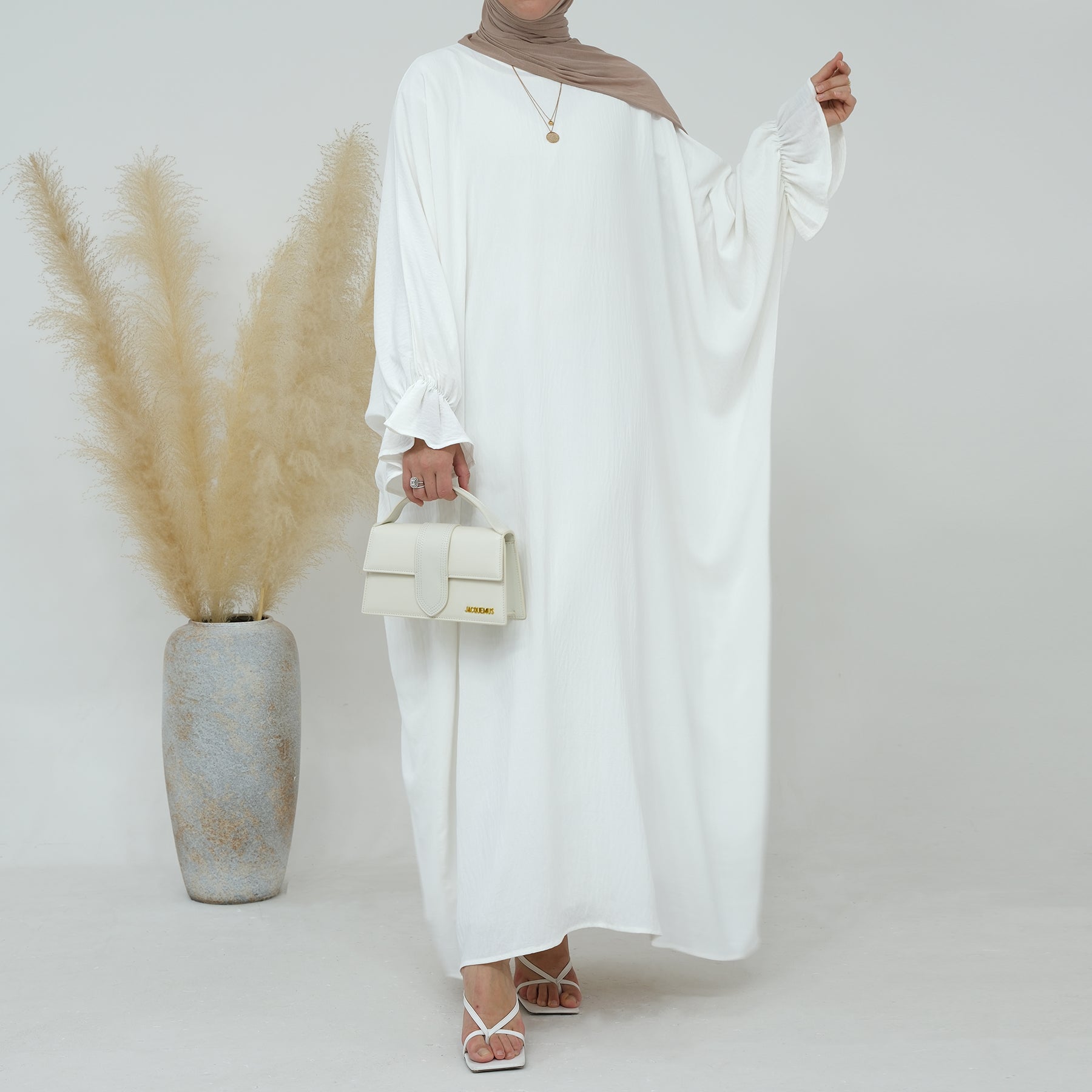 Maxi Abaya Dress in White | Eolante Clothing 