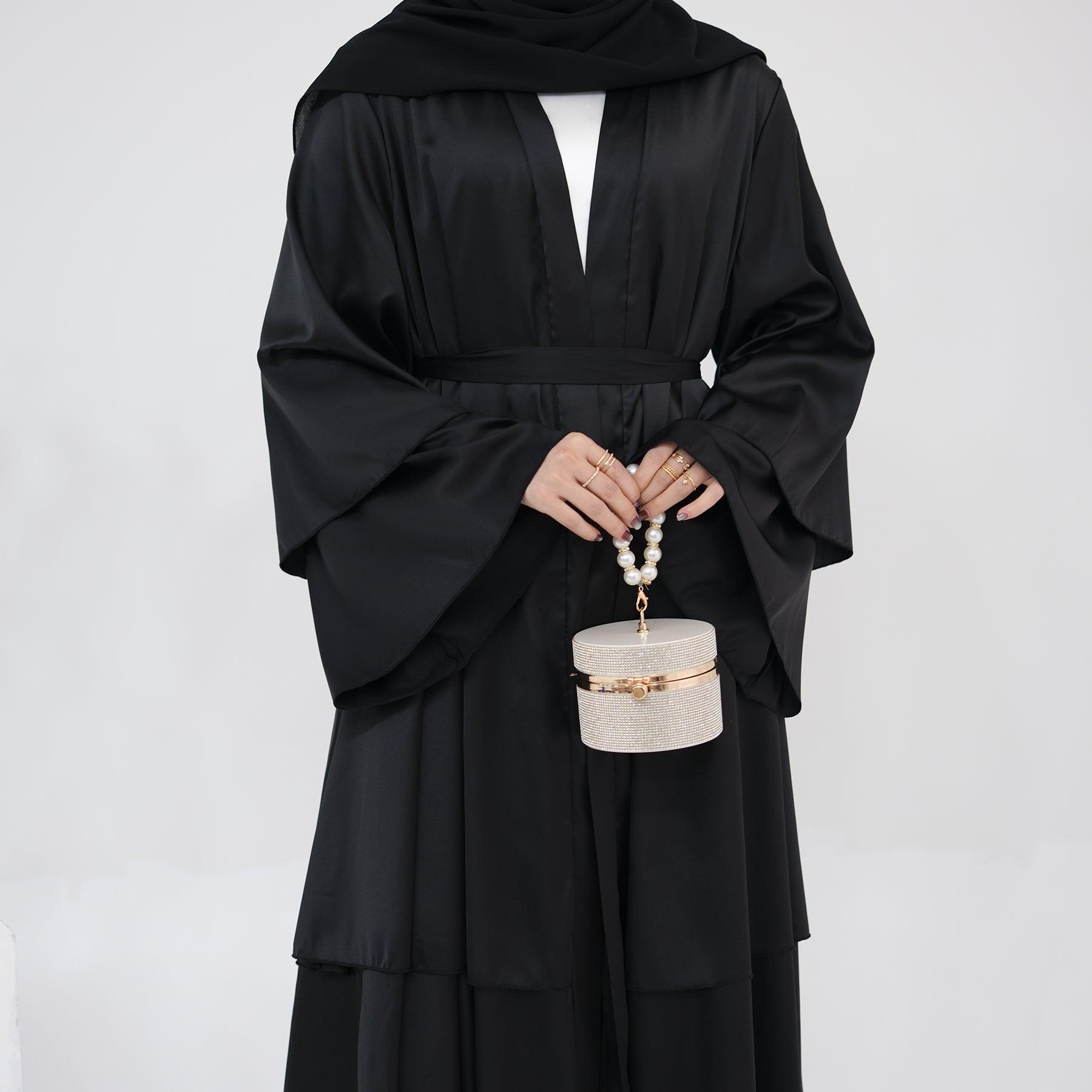 Black Bell Sleeves Abaya | Eolante Clothing 