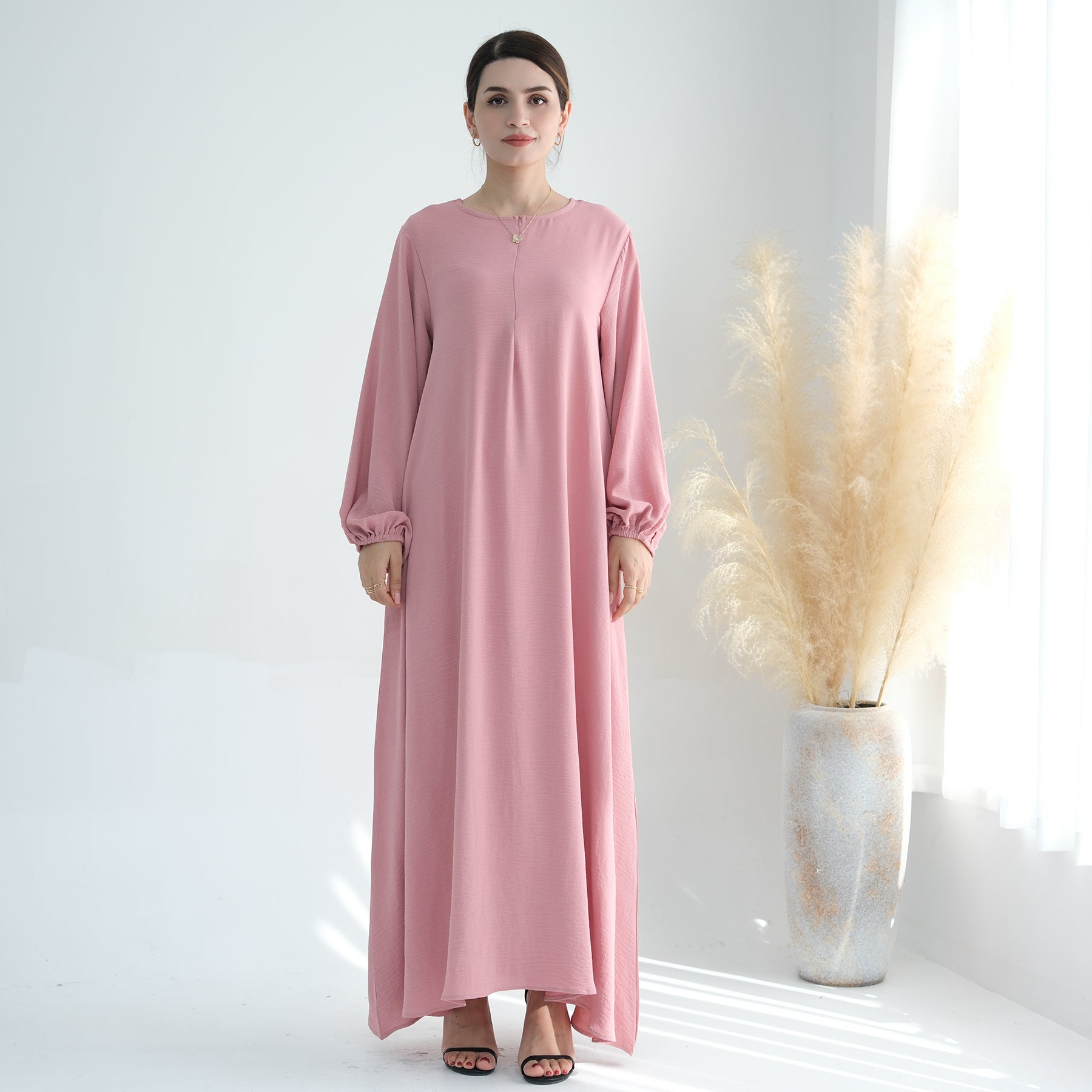 Petal Pink Maxi Dress Abaya | Eolante Clothing 