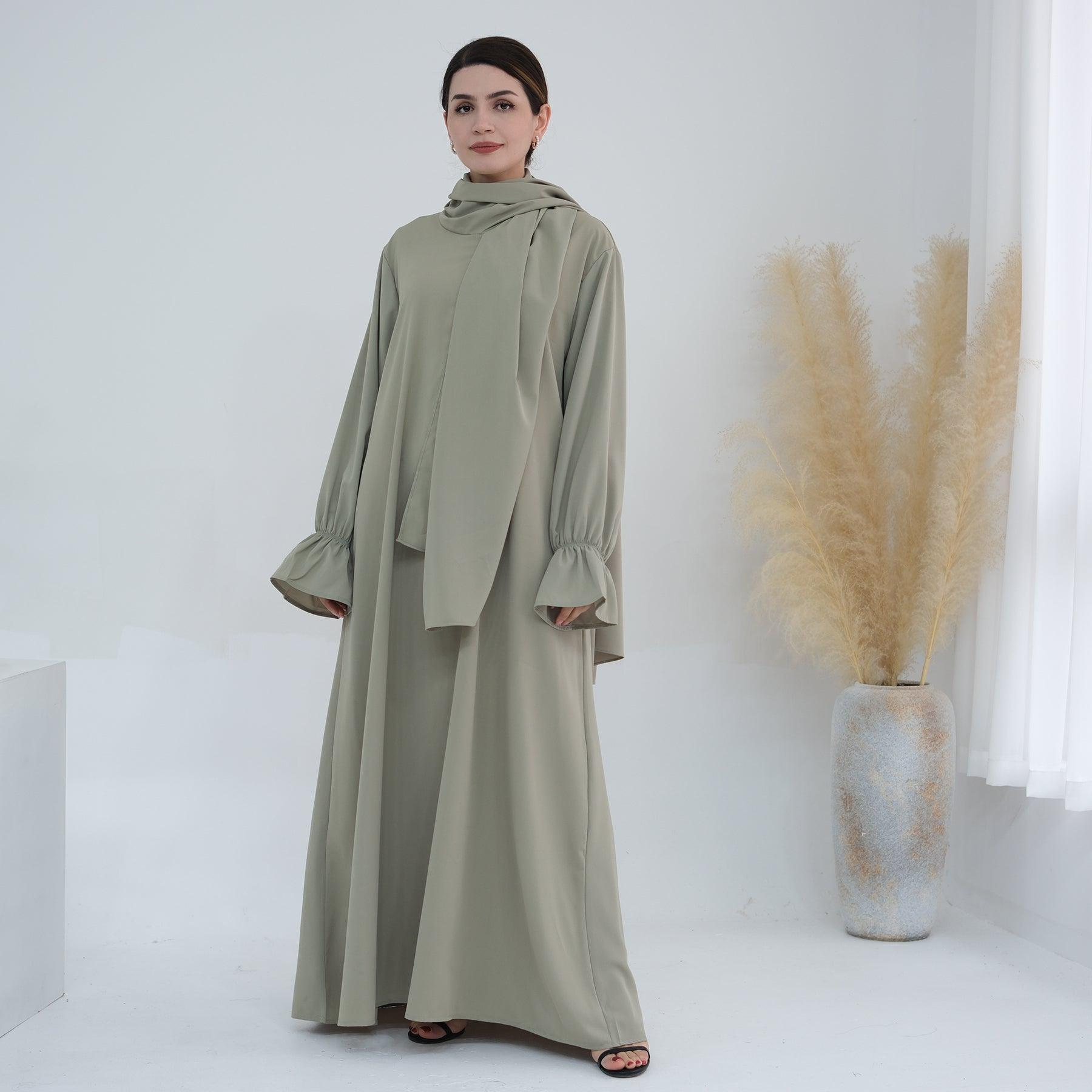 Bat Cuff Sleeve in Maxi Abaya | Eolante Clothing 