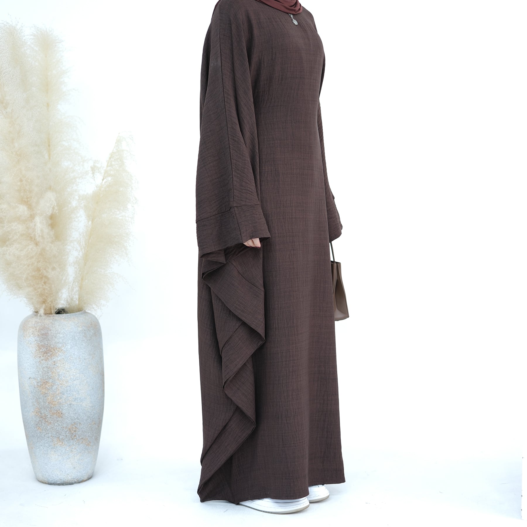 Maxi Batwing Abaya in Coffee | Eolante Clothing 