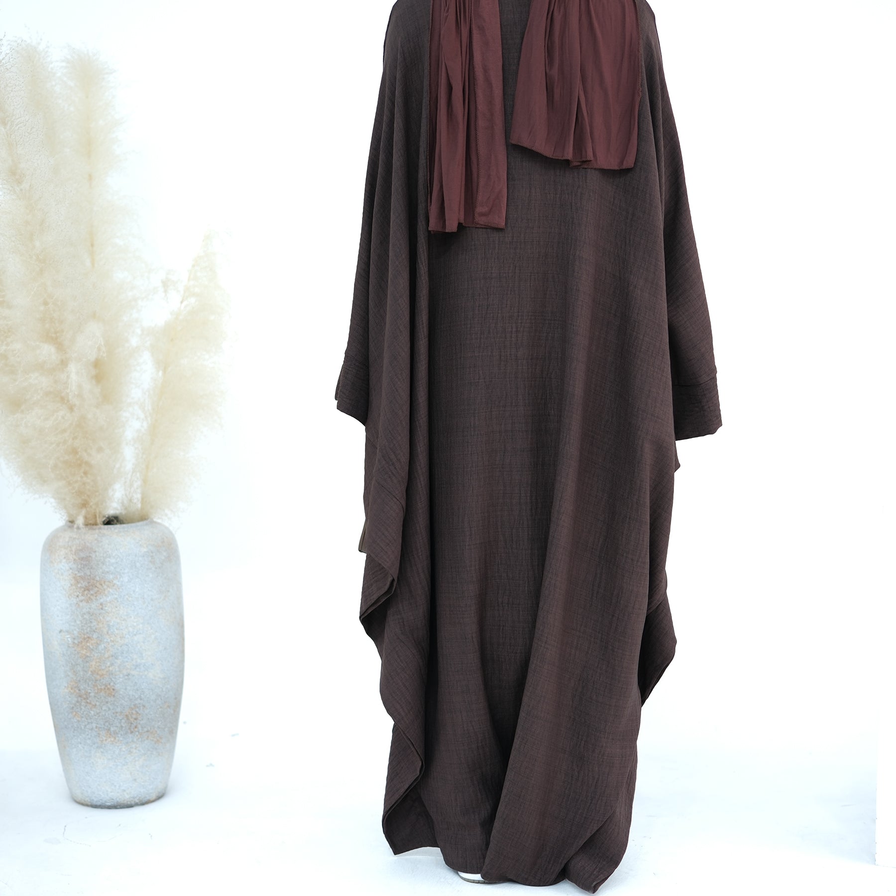 Maxi Abaya in Batwing Sleeves | Eolante Clothing 