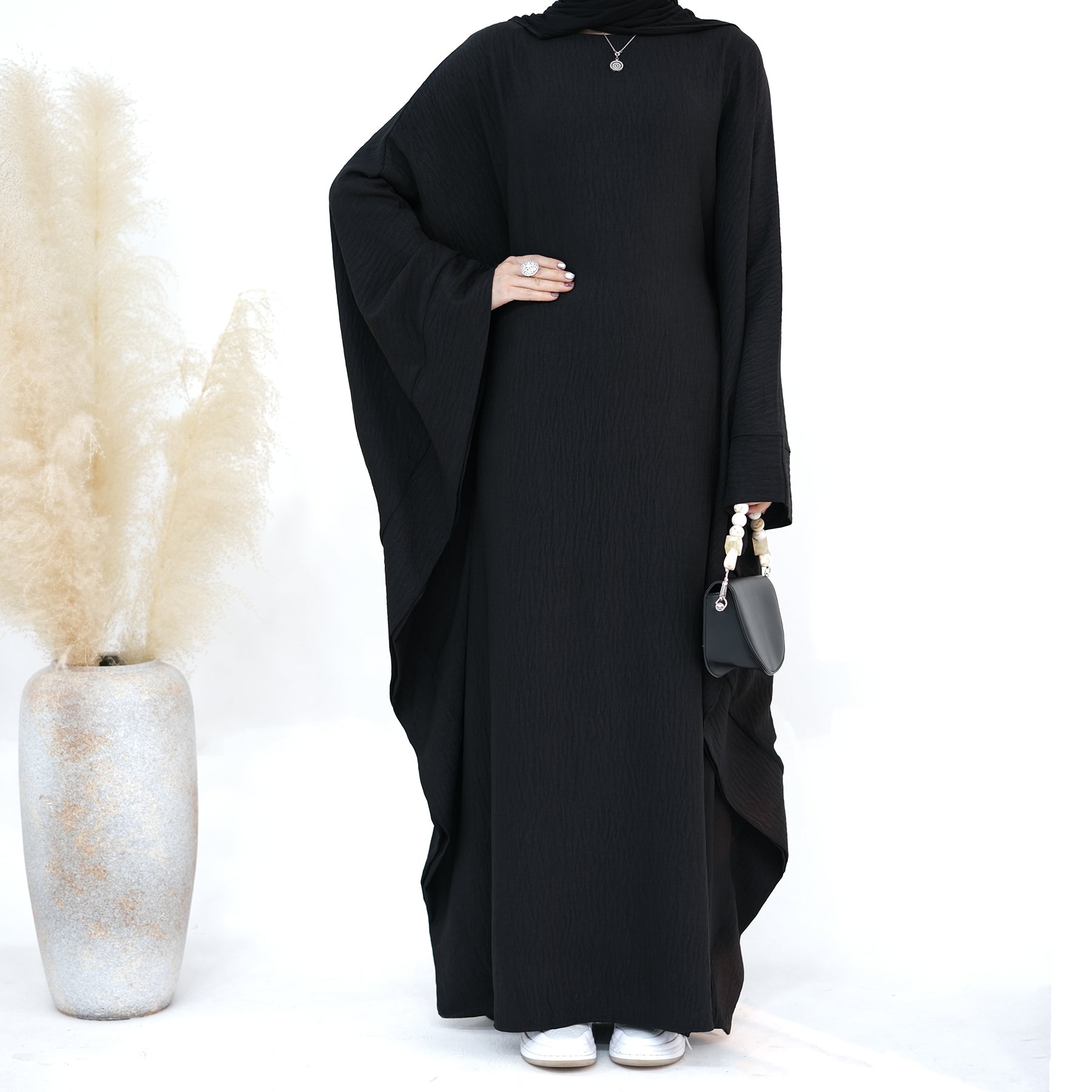 Maxi Abaya with Batwing Sleeves | Eolante Clothing 