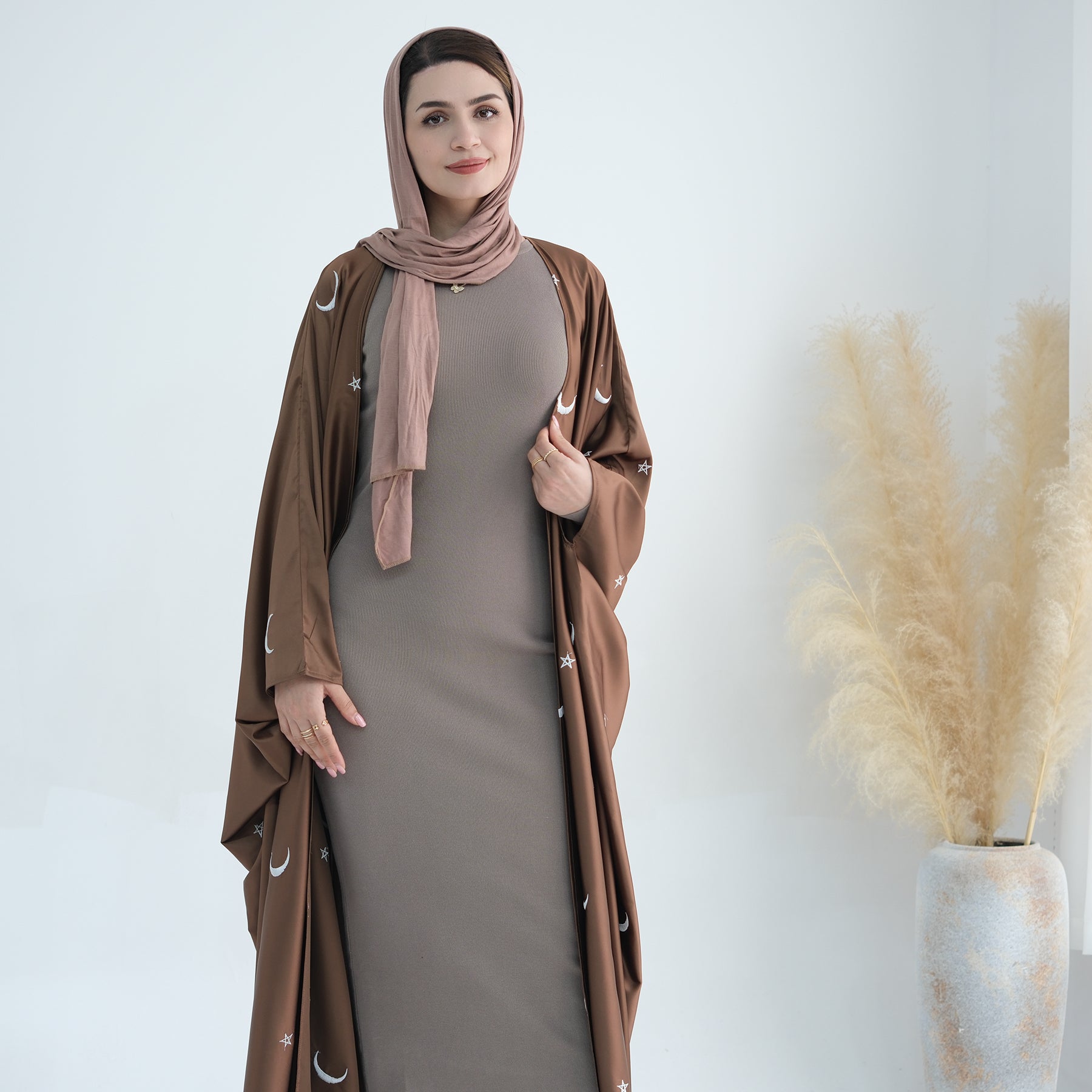 Oversized Open Abaya | Eolante Clothing 