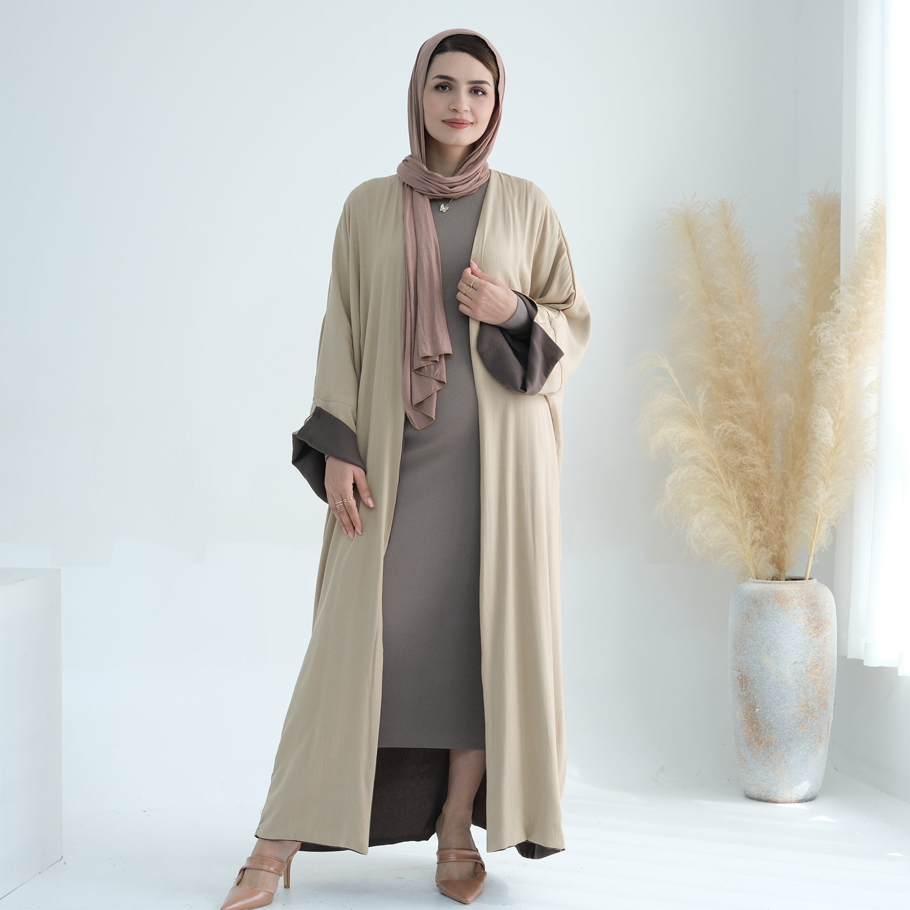 Two-tone Open Abaya in Linen | Eolante Clothing