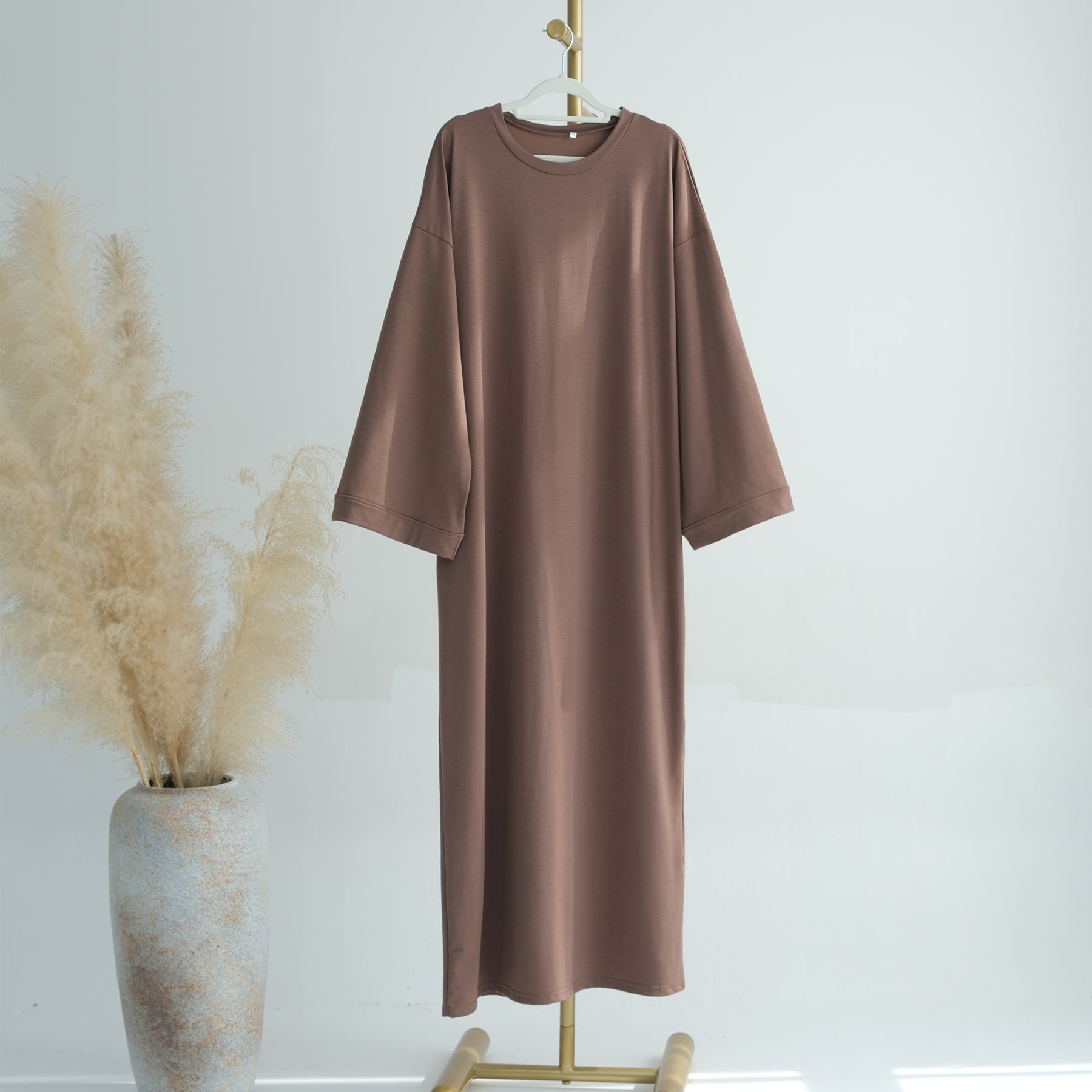 Maxi Abaya in Mocha Polyester | Eolante Clothing 