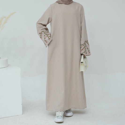 Maxi Dress Abaya with Floral Embroidery | Eolante Clothing 