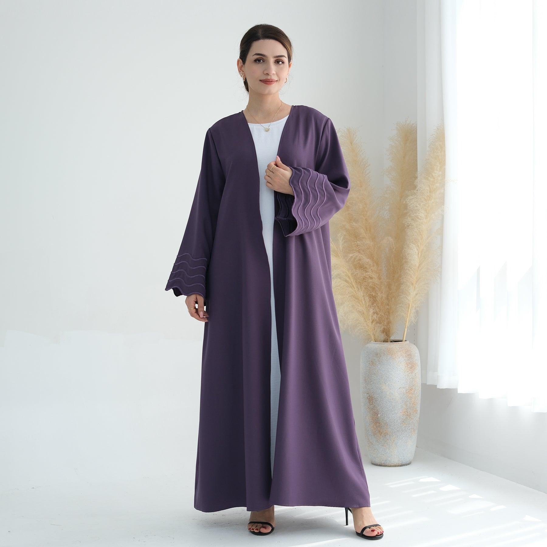 Open Abaya & Hijab with Wavy Embroidery | Eolante Clothing 