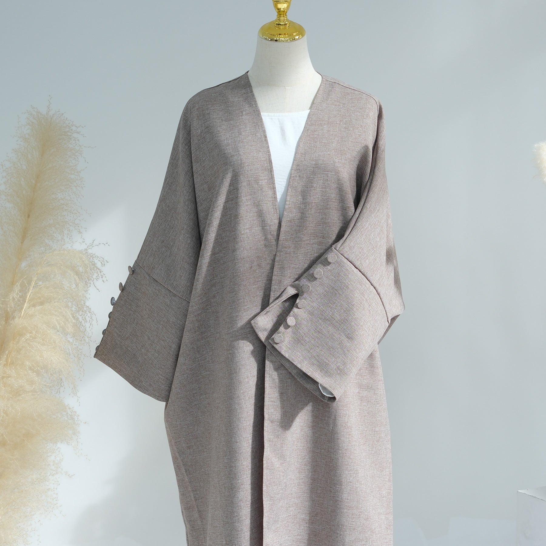 Oversized Abaya with Cuffed Button | Eolante Clothing