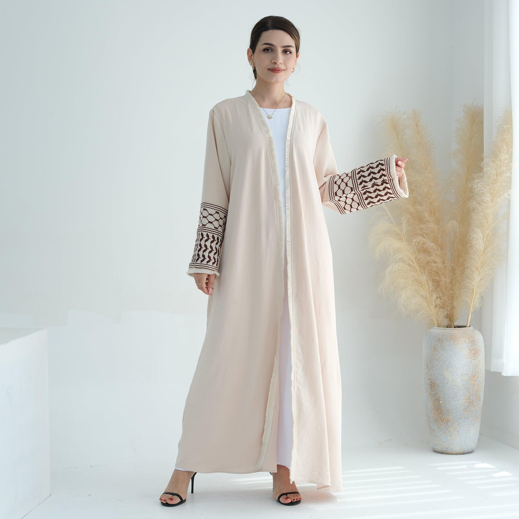 Fringed Dove Pattern in Open Abaya | Eolante Clothing 