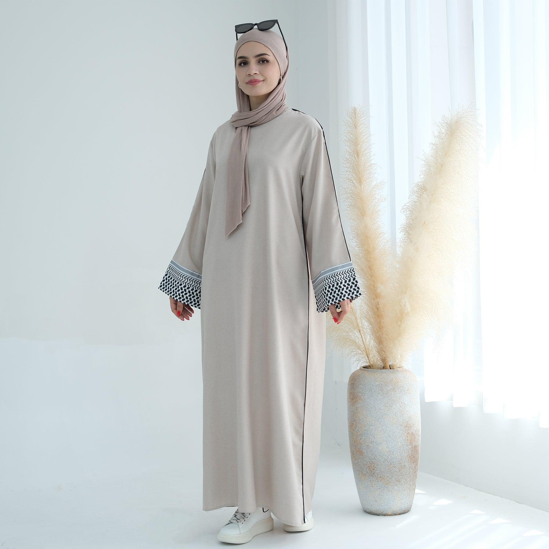 Abaya Dress with Dove Pattern Embroidery | Eolante Clothing 