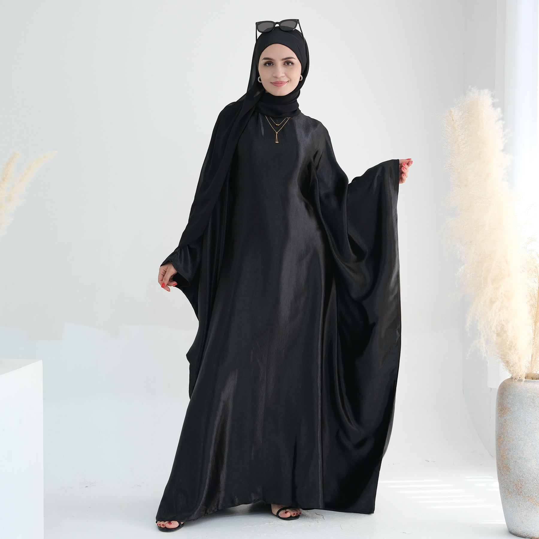 Black Satin Maxi Dress Abaya | Eolante Clothing 