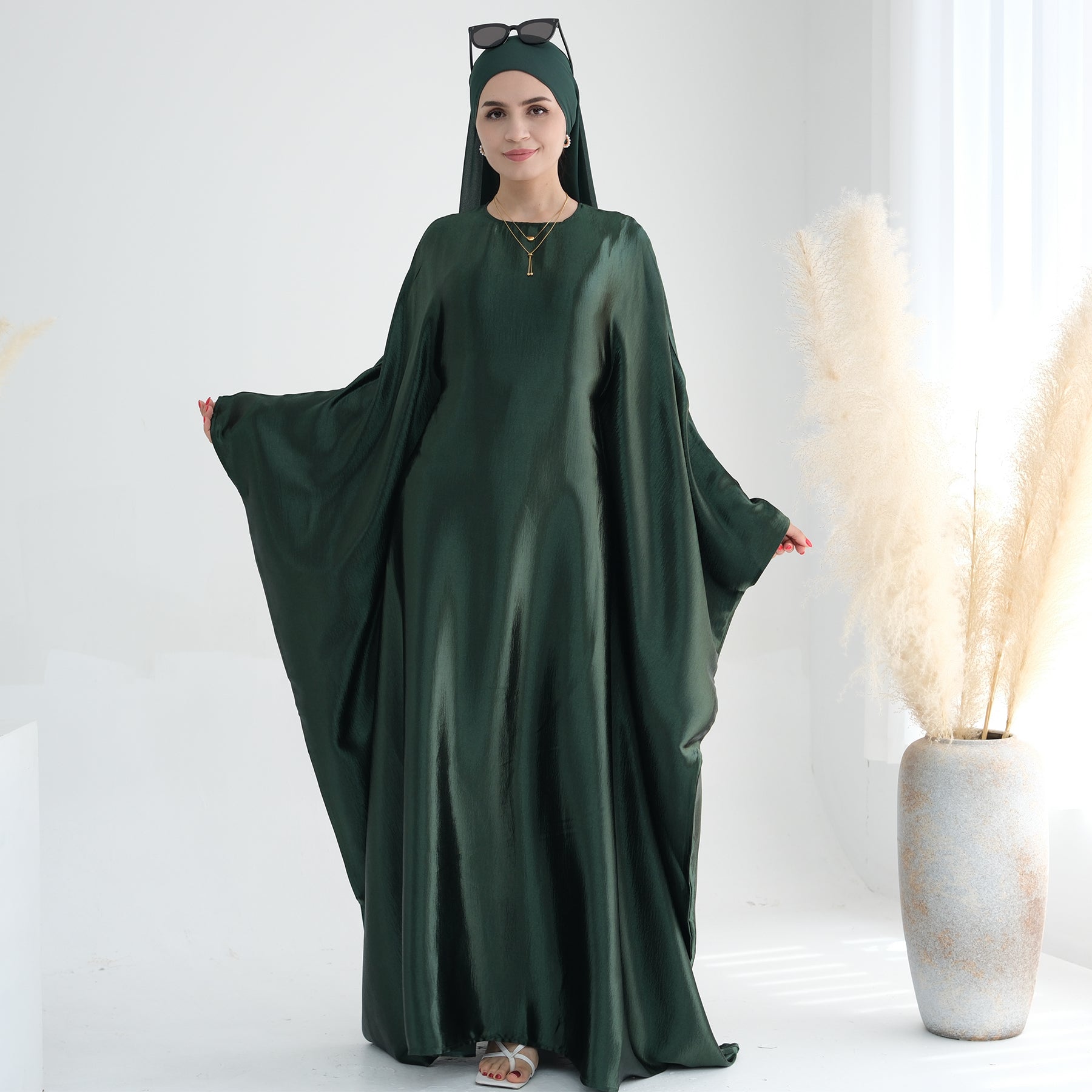 Maxi Abaya with Batwing Sleeve | Eolante Clothing 