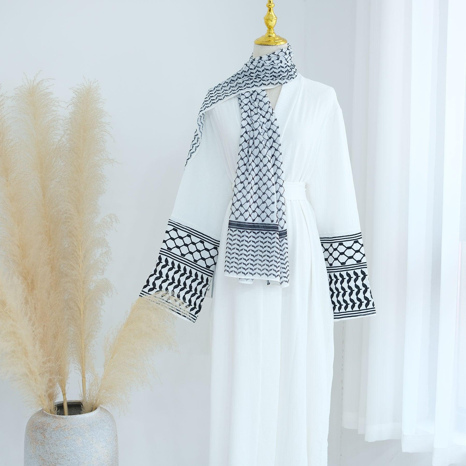 Insha Keffiyeh Inspired in White Abaya with Belt | Eolante Clothing 