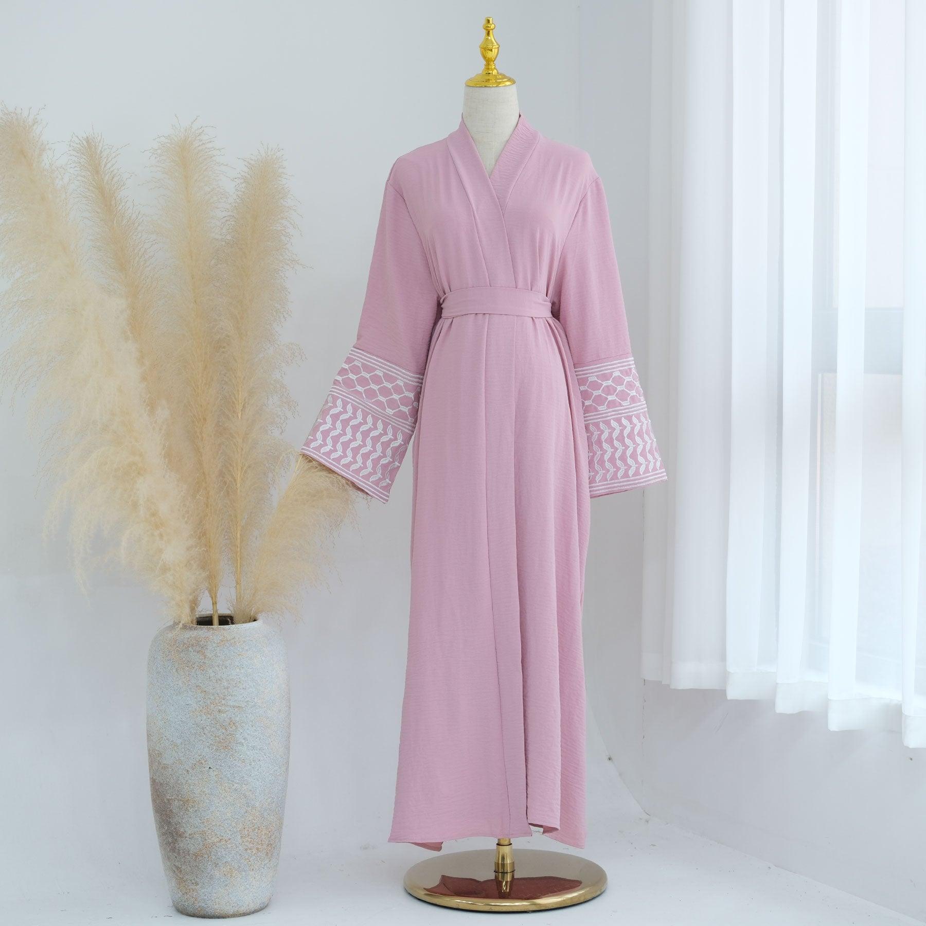 Pink Inspired Insha Keffiyeh Abaya & Belt | Eolante Clothing 