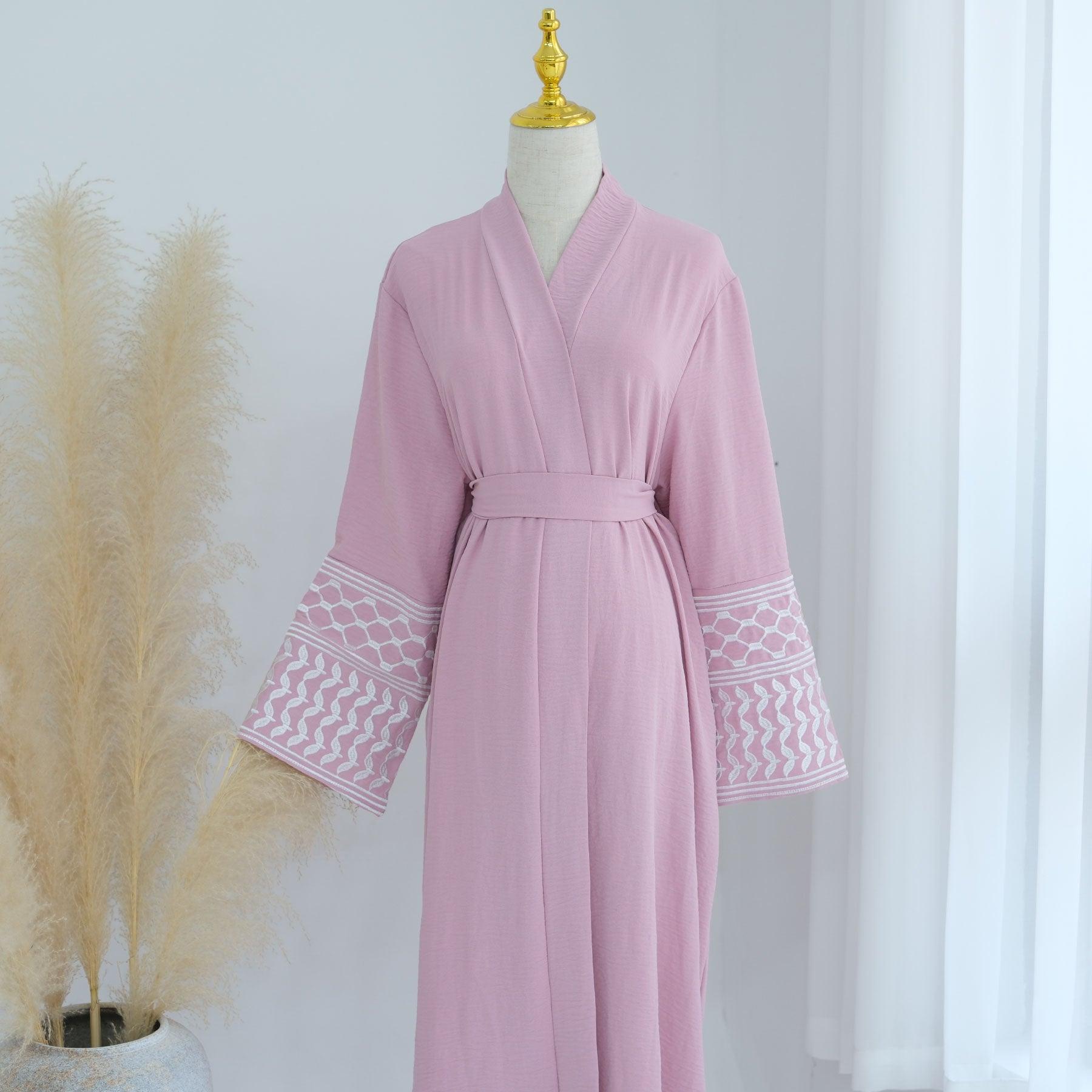 Open Abaya & Belt in Insha Keffiyeh Pink | Eolante Clothing 