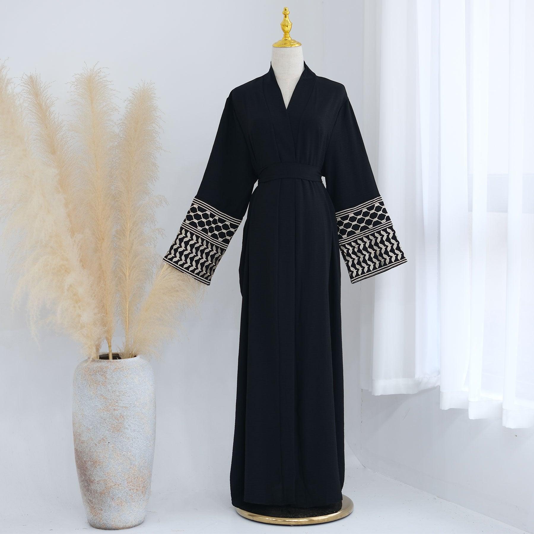 Black Insha Keffiyeh Open Abaya & Belt | Eolante Clothing 