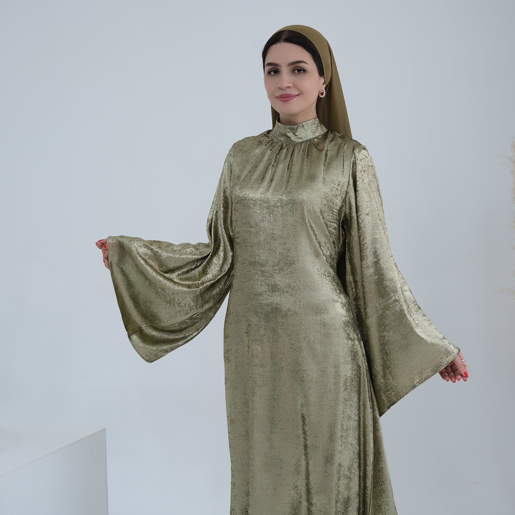 High-Neck Olive Green Abaya Dress | Eolante Clothing 