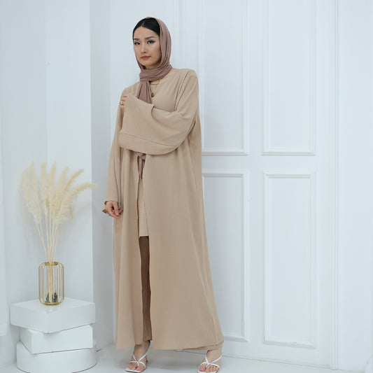 3 Piece Abaya Set, Wrinkled Abaya, Matching HIjab and Belt - Eolante Clothing