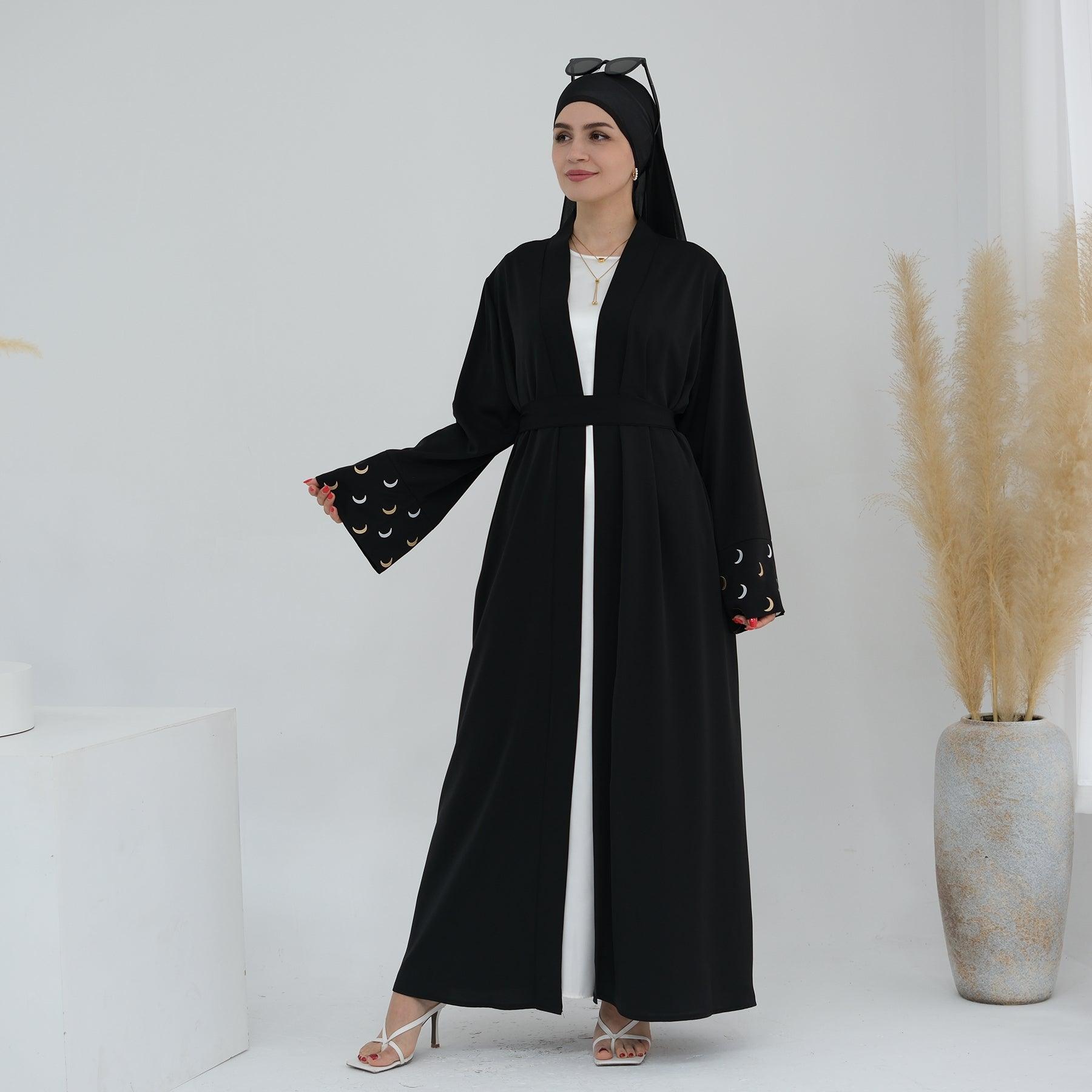 Black Oversized Abaya in Satin | Eolante Clothing 