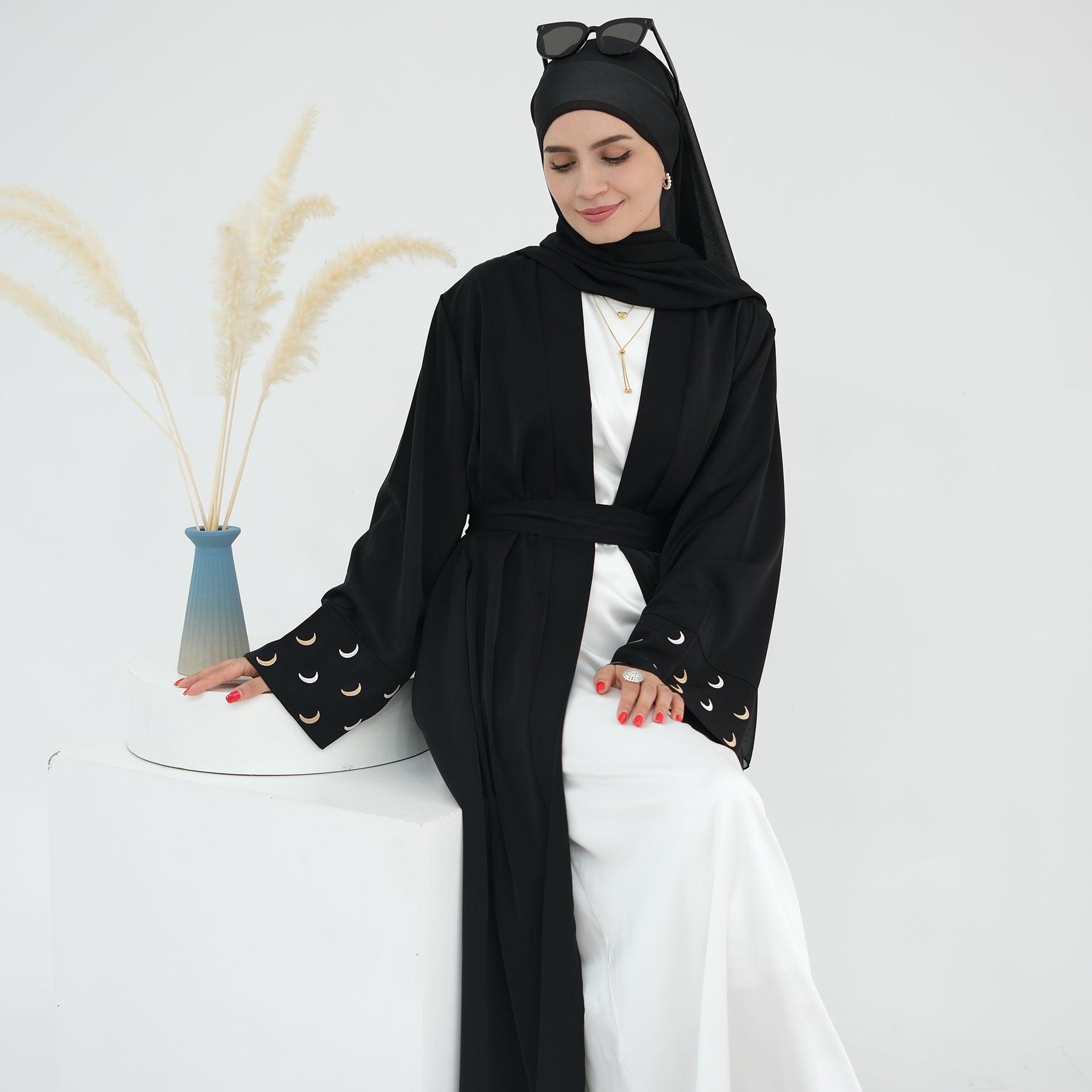 Moon and Stars Design in Black Abaya | Eolante Clothing 