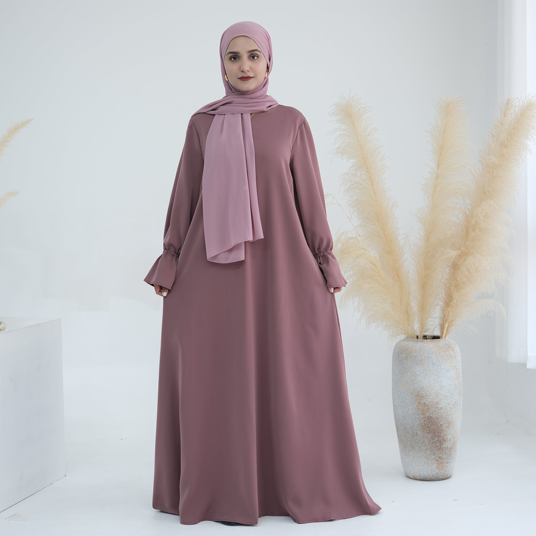 Nida Fabric in Abaya Maxi Dress | Eolante Clothing 