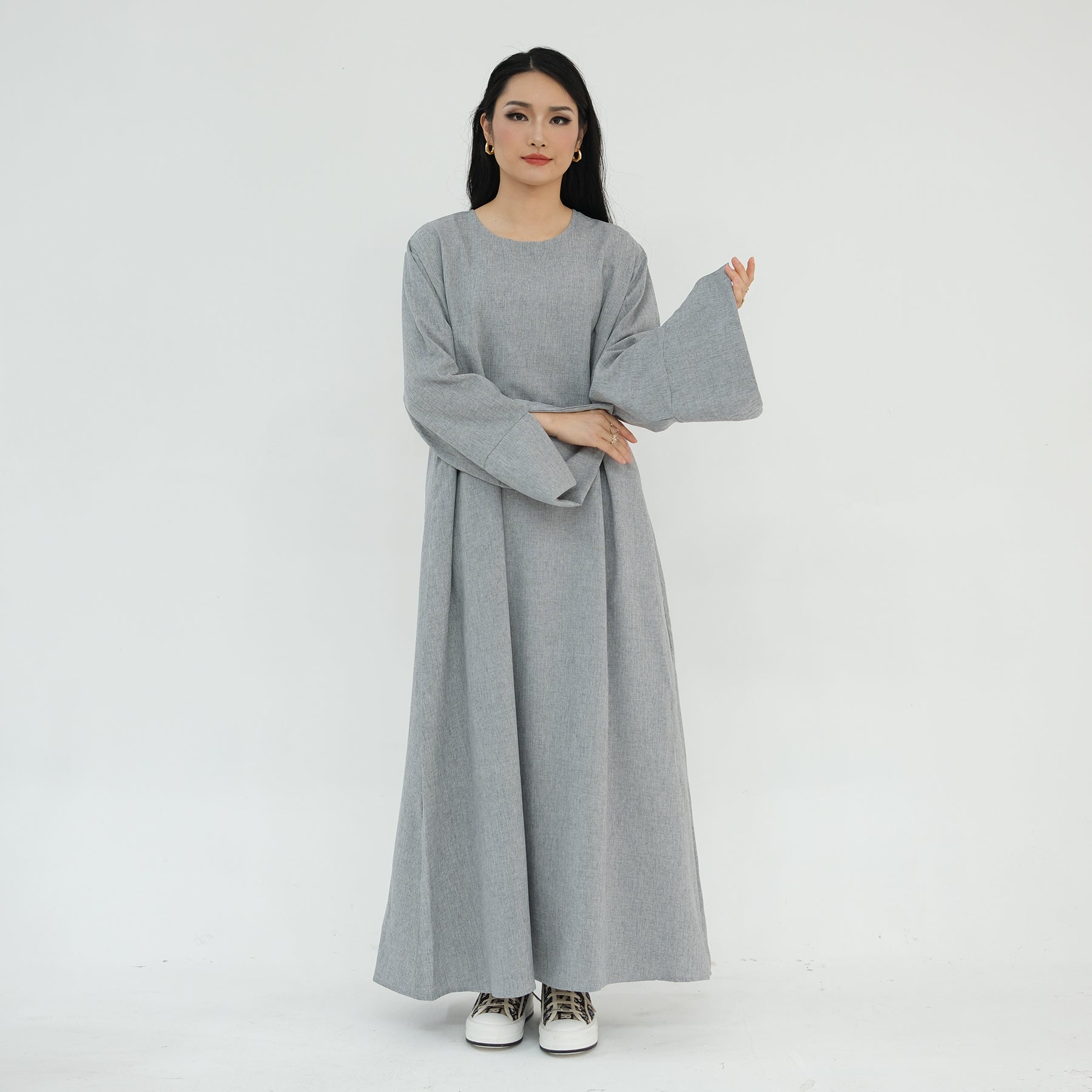 Maxi Abaya in Linen Gray | Eolante Clothing 