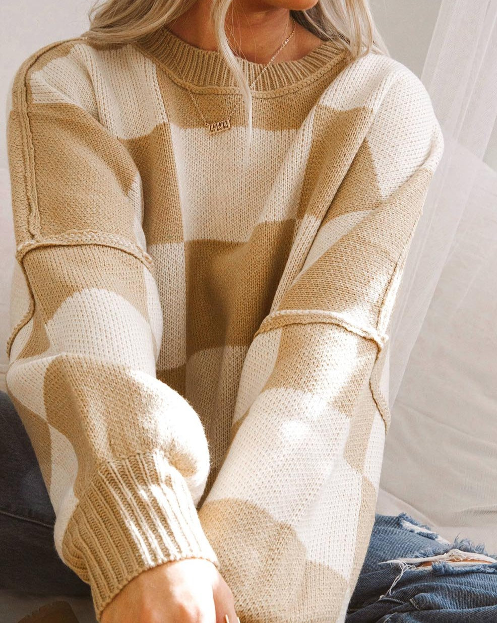 Checkered Sleeve Sweater - Eolante Clothing